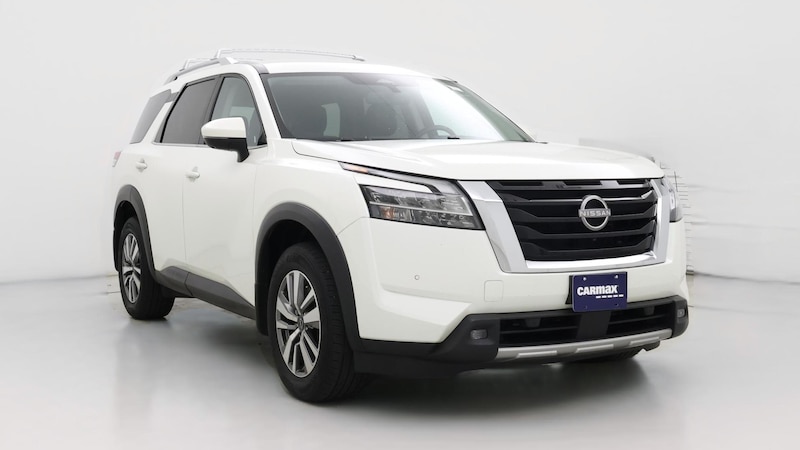 2022 Nissan Pathfinder SL Hero Image