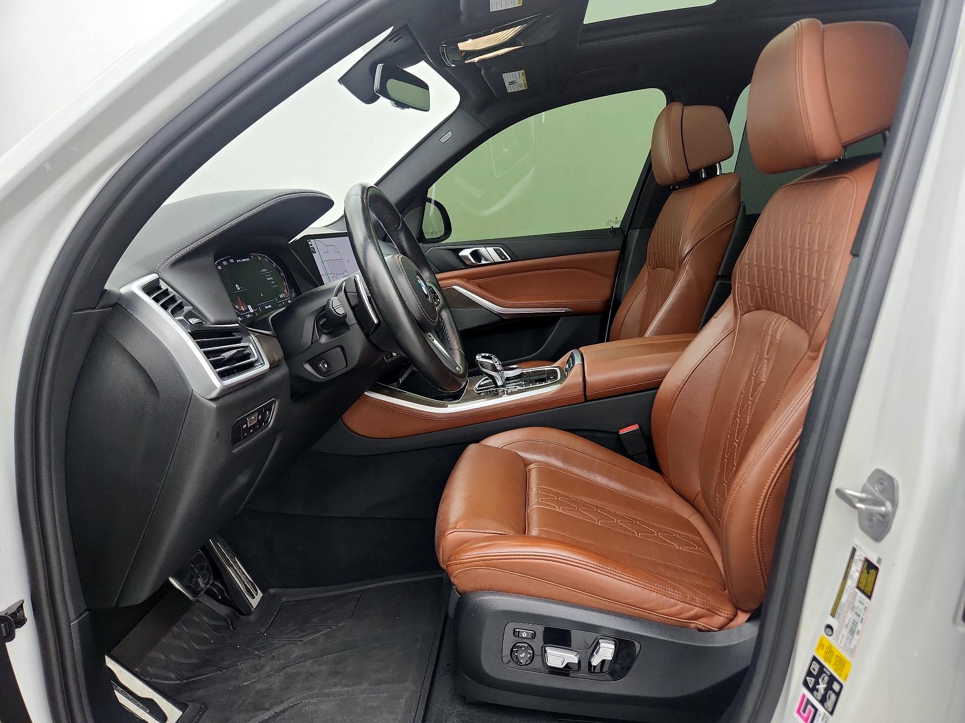 Thumbnail: 2022 BMW X5 - 11