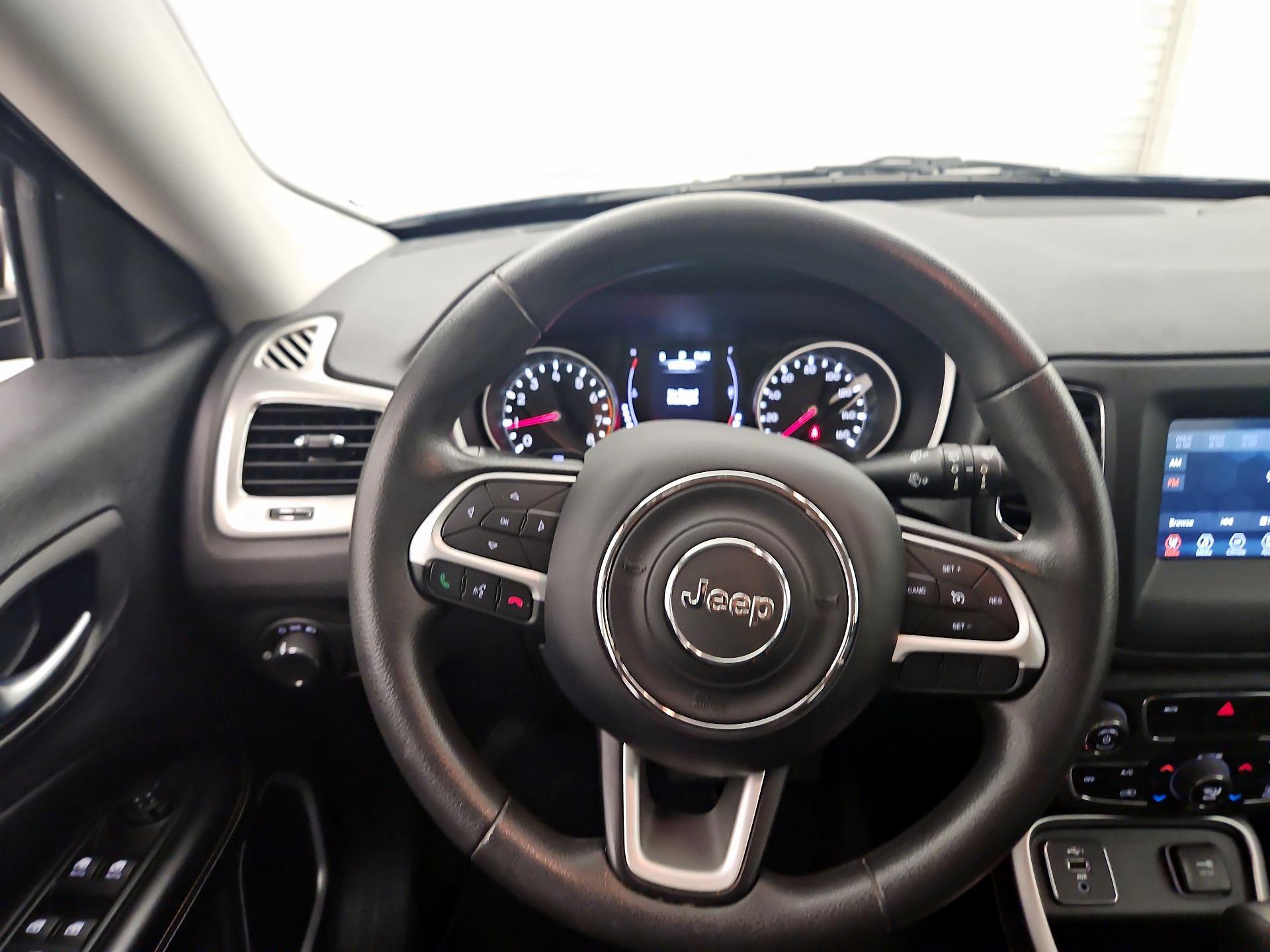 Thumbnail: 2019 Jeep Compass - 10