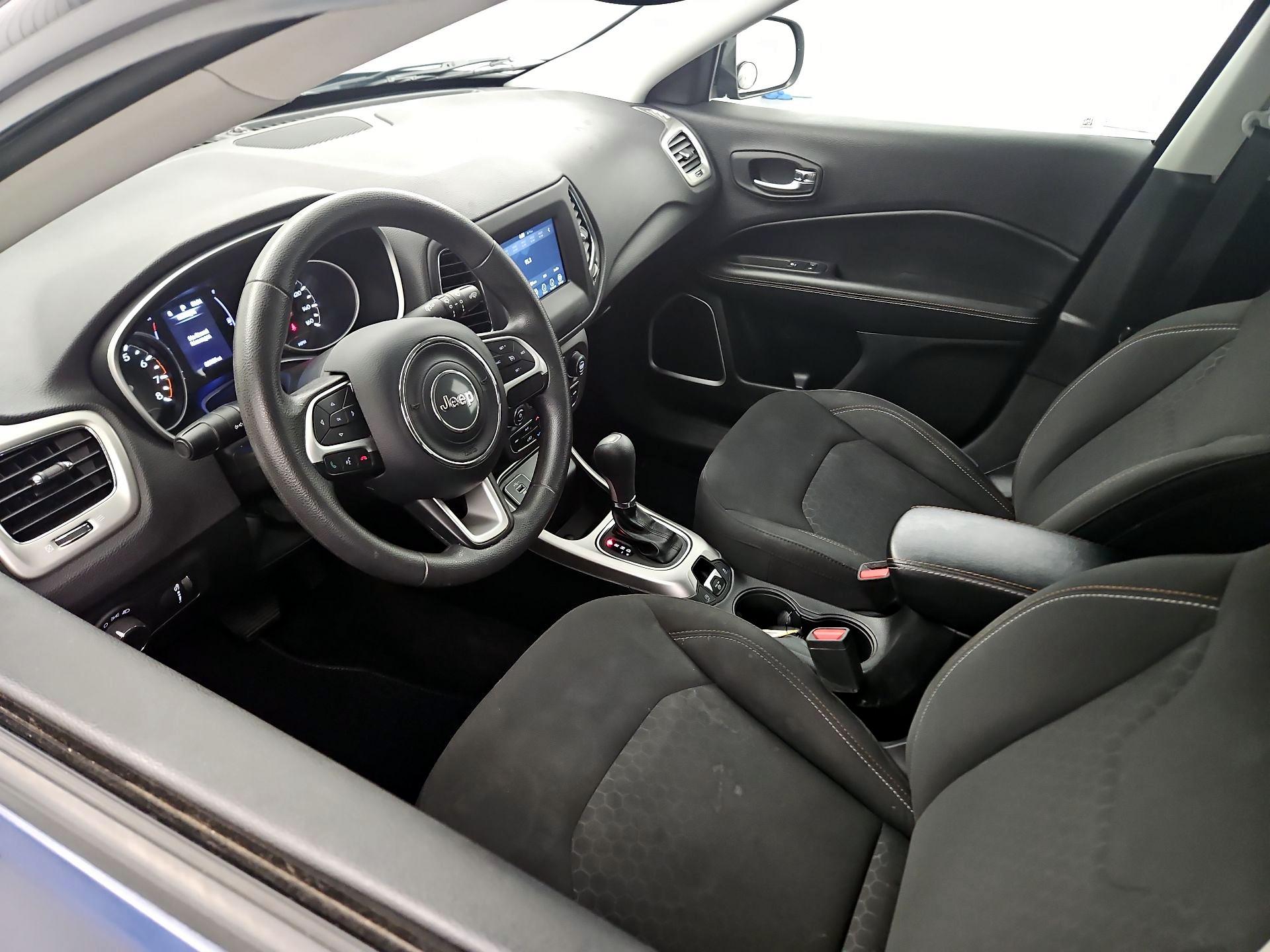 Thumbnail: 2019 Jeep Compass - 11