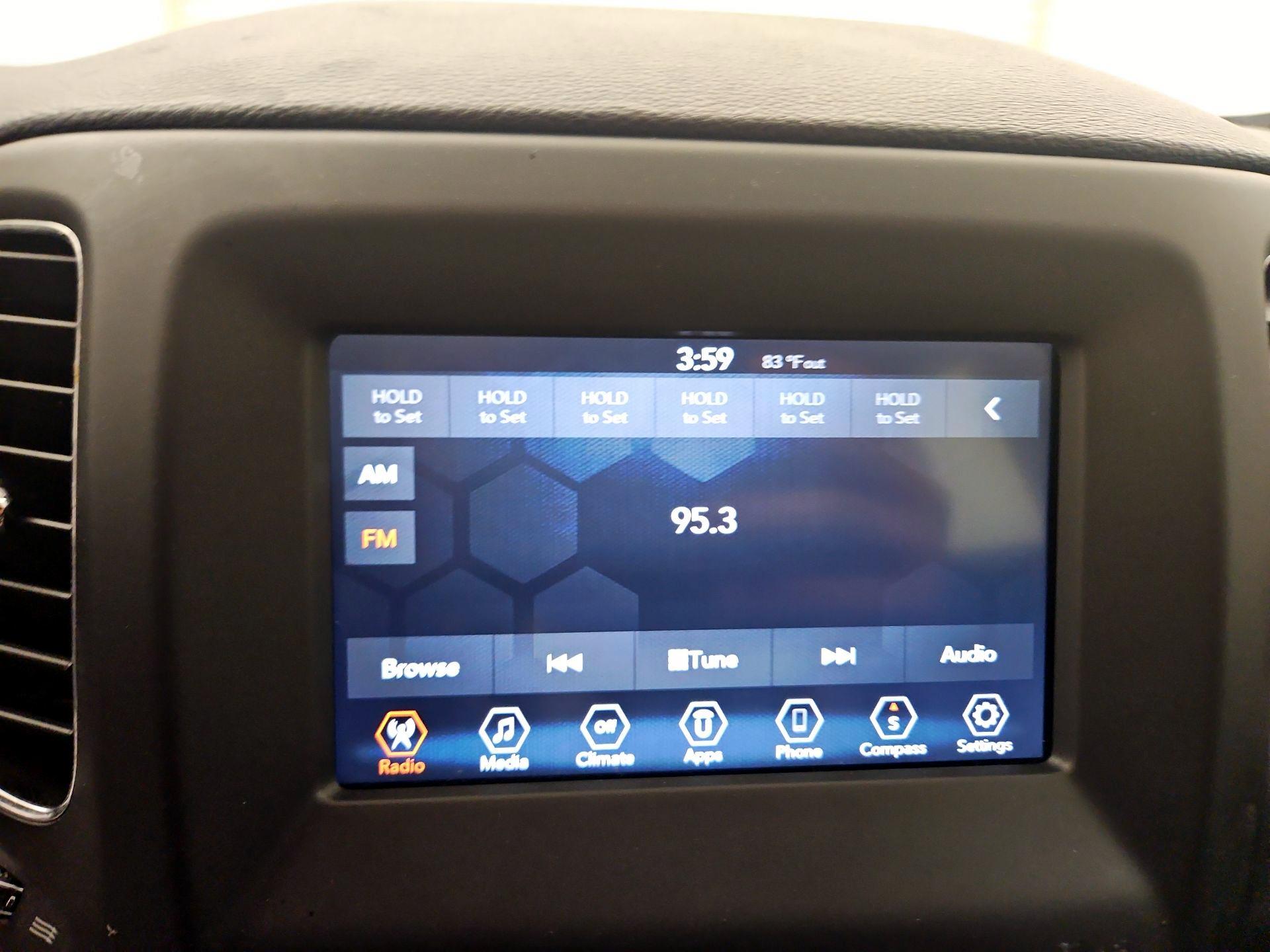 Thumbnail: 2019 Jeep Compass - 15