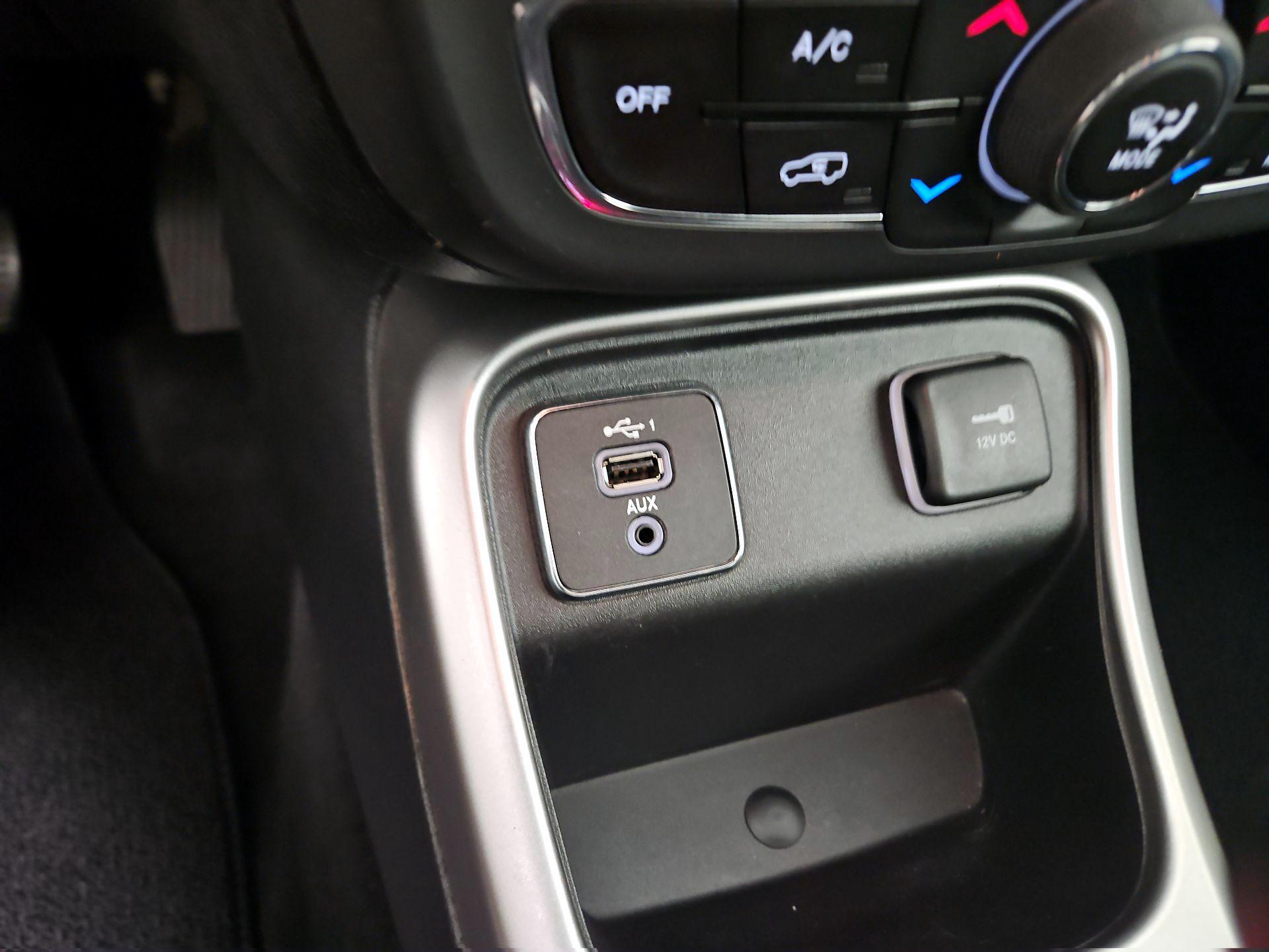 Thumbnail: 2019 Jeep Compass - 18