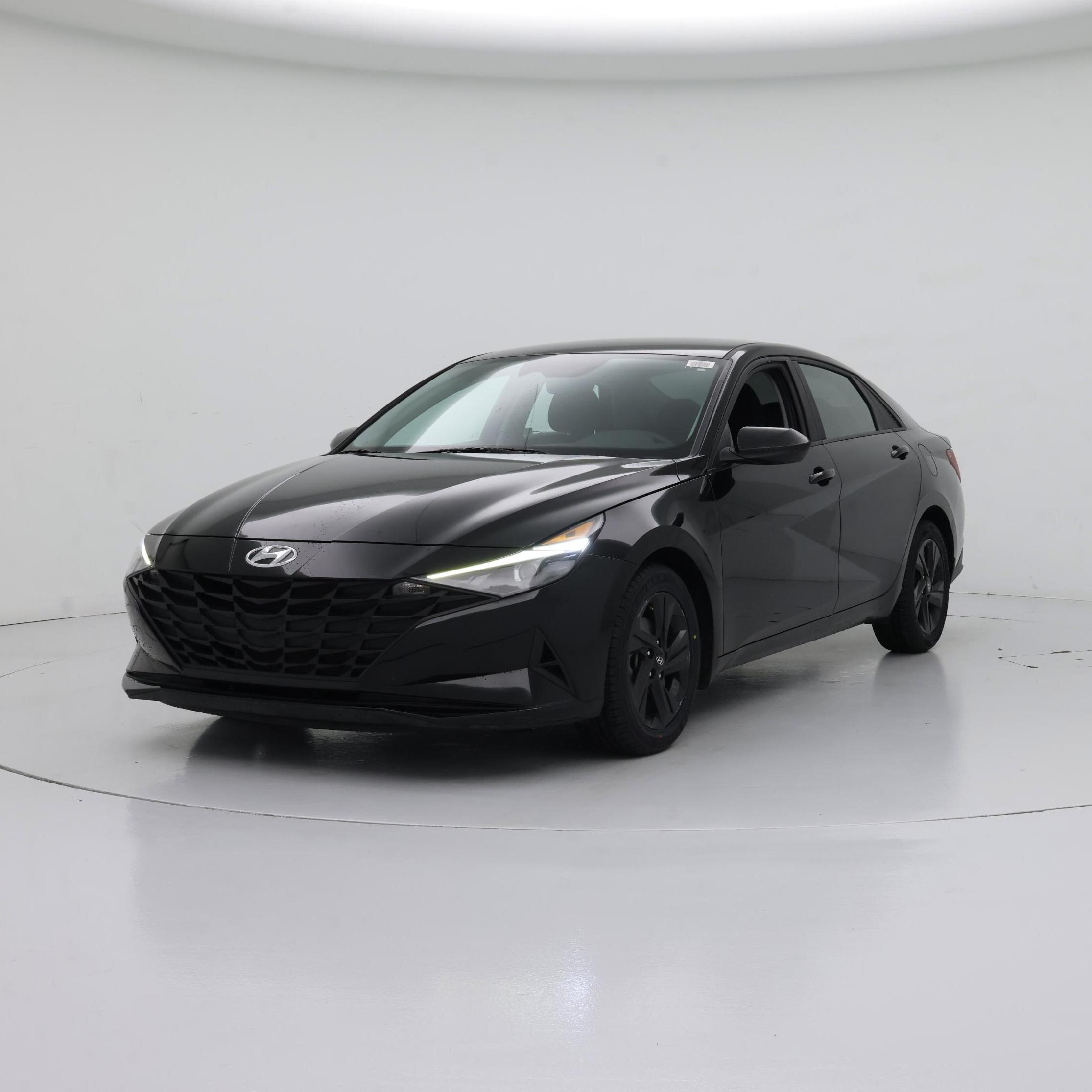 Thumbnail: 2023 Hyundai Elantra - 4