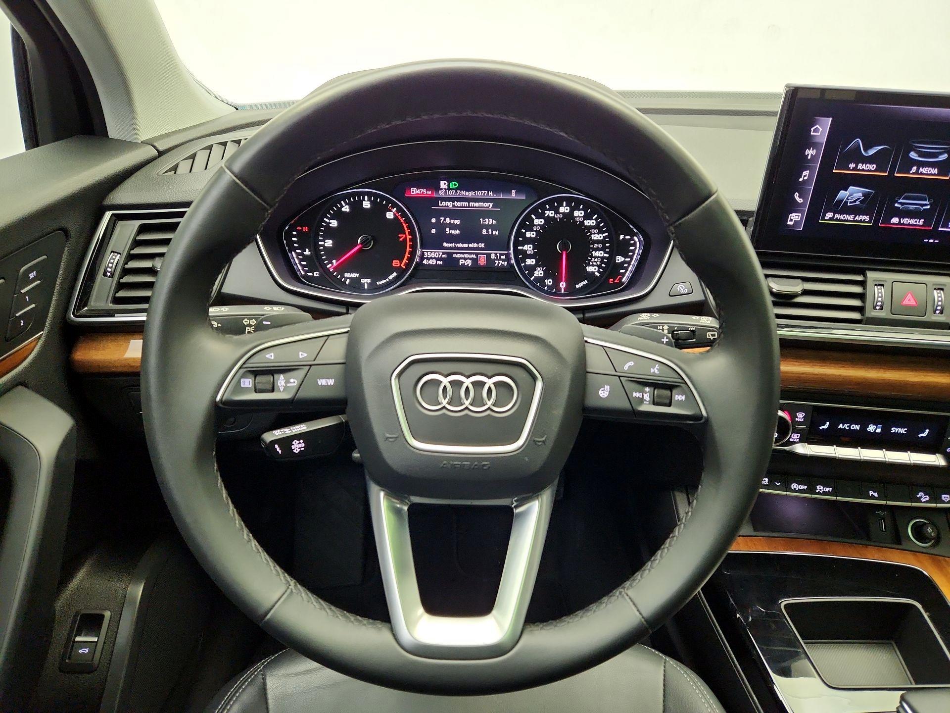 Thumbnail: 2021 Audi Q5 - 10