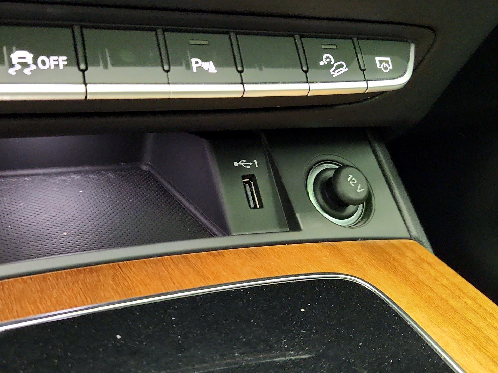 Thumbnail: 2021 Audi Q5 - 18