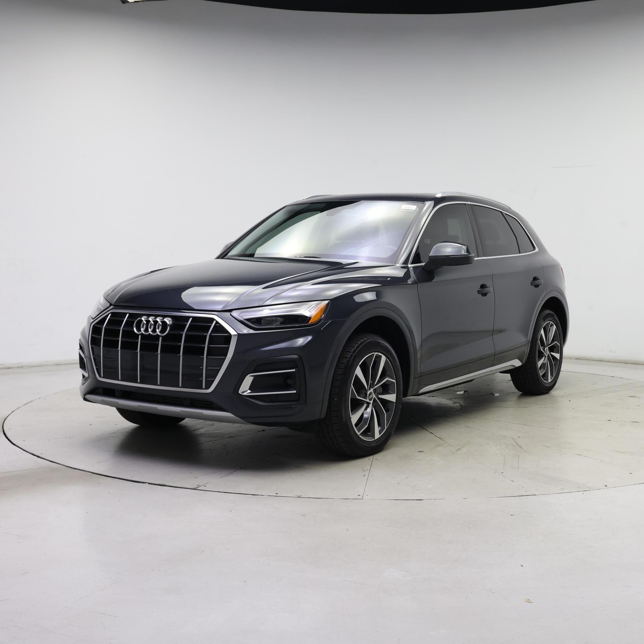 Thumbnail: 2021 Audi Q5 - 4