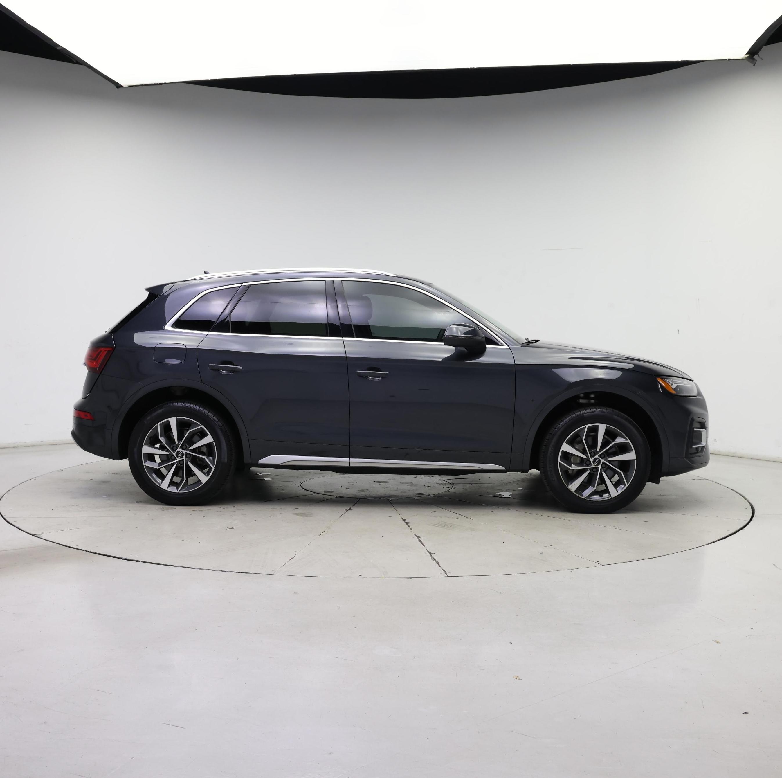 Thumbnail: 2021 Audi Q5 - 7