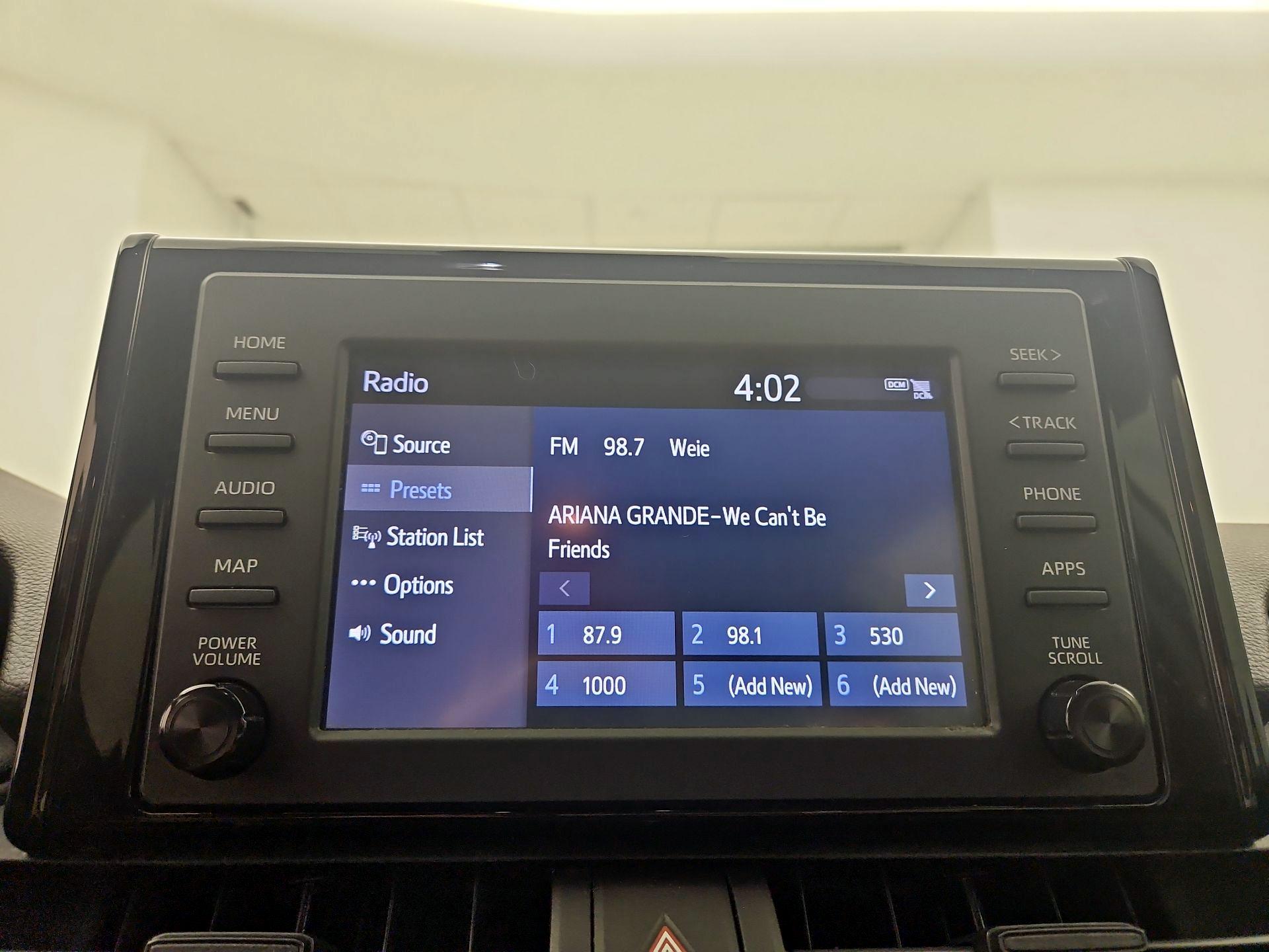 Thumbnail: 2019 Toyota RAV4 - 15