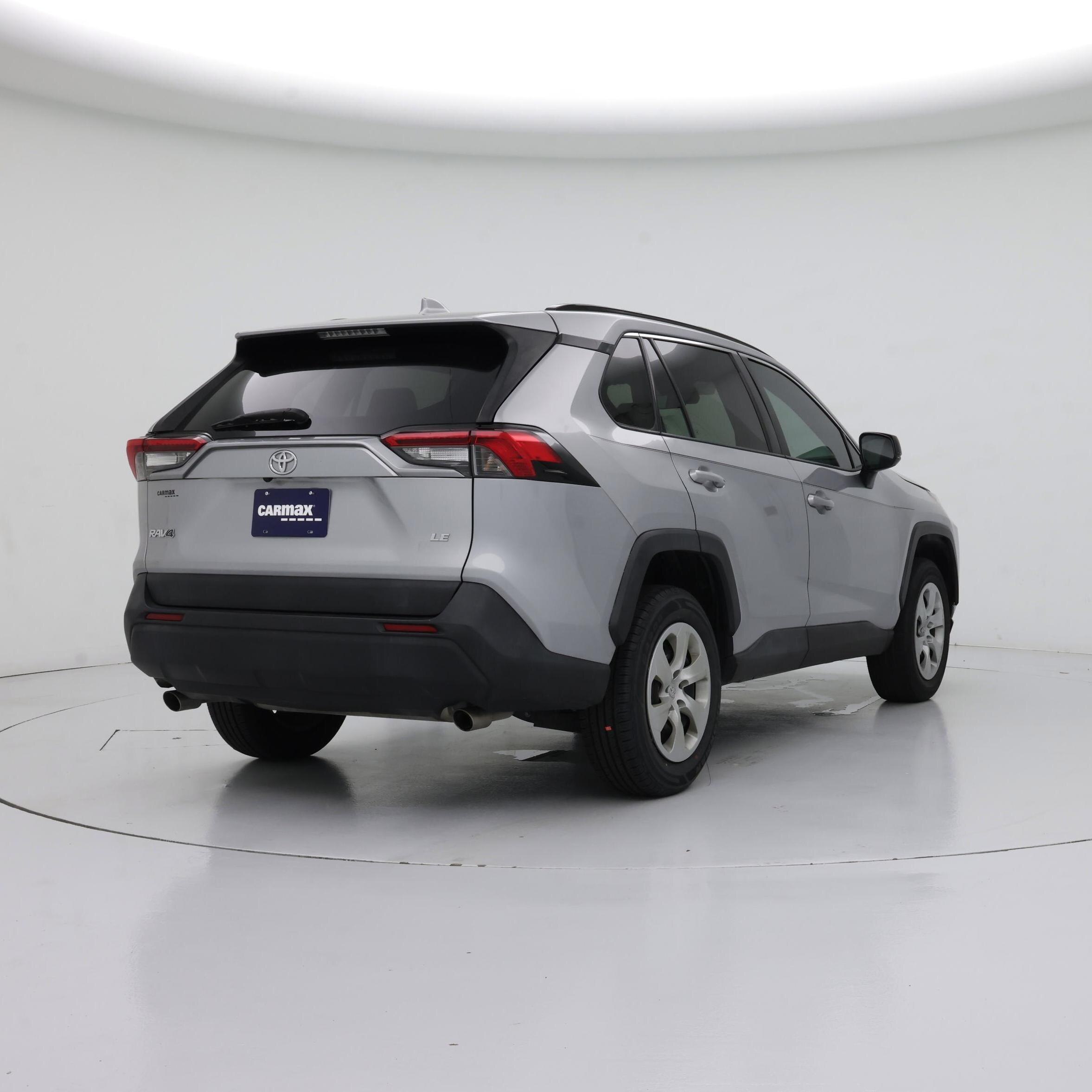 Thumbnail: 2019 Toyota RAV4 - 8
