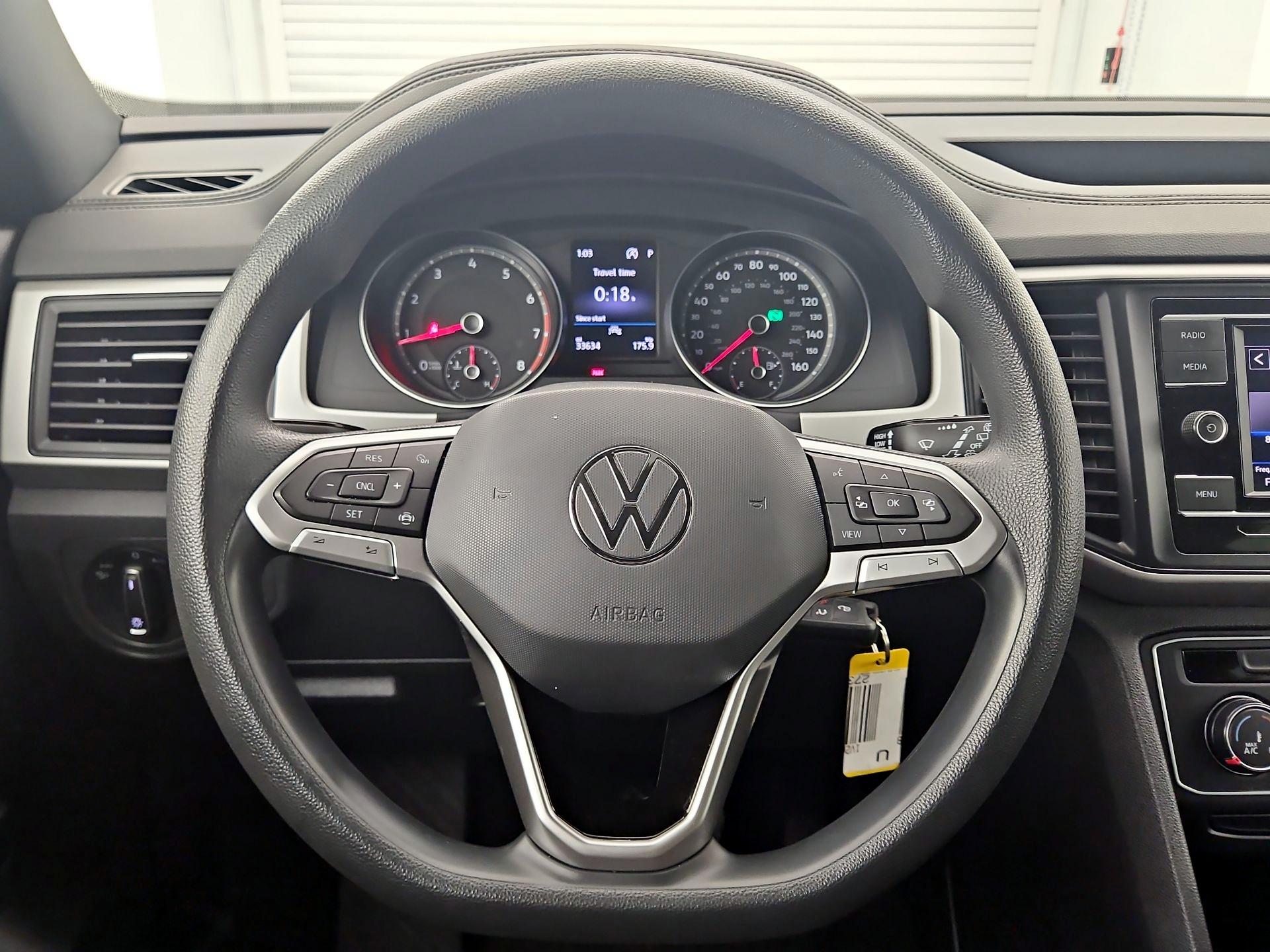 Thumbnail: 2021 Volkswagen Atlas - 10