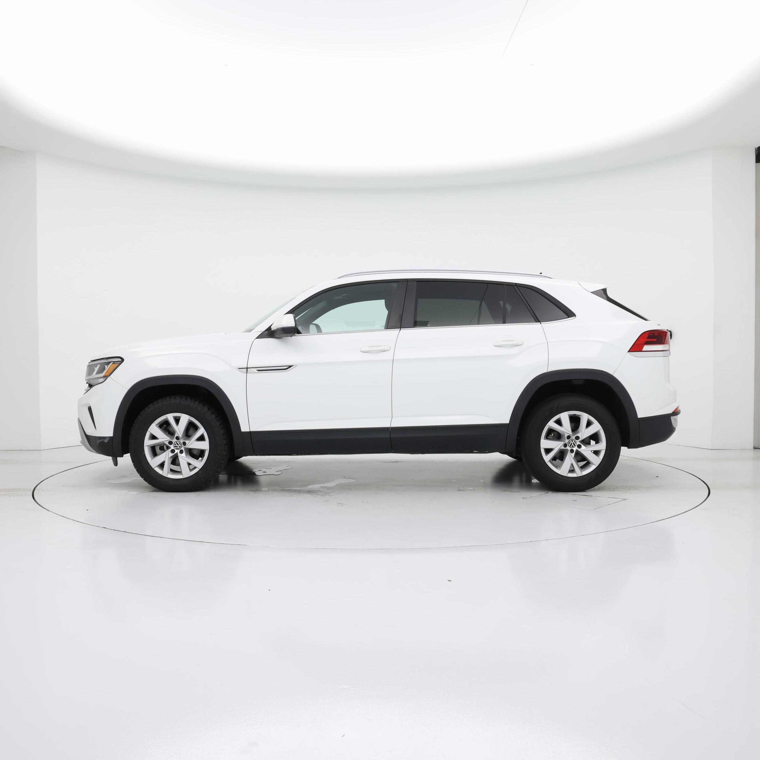 Thumbnail: 2021 Volkswagen Atlas - 3