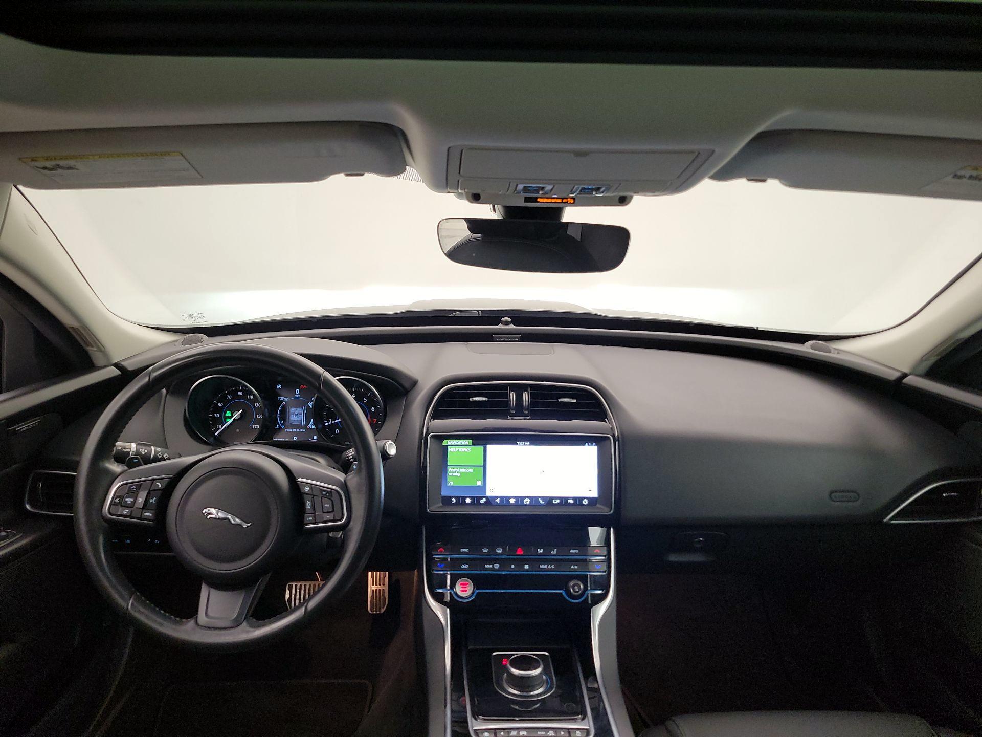 Thumbnail: 2019 Jaguar XE - 9