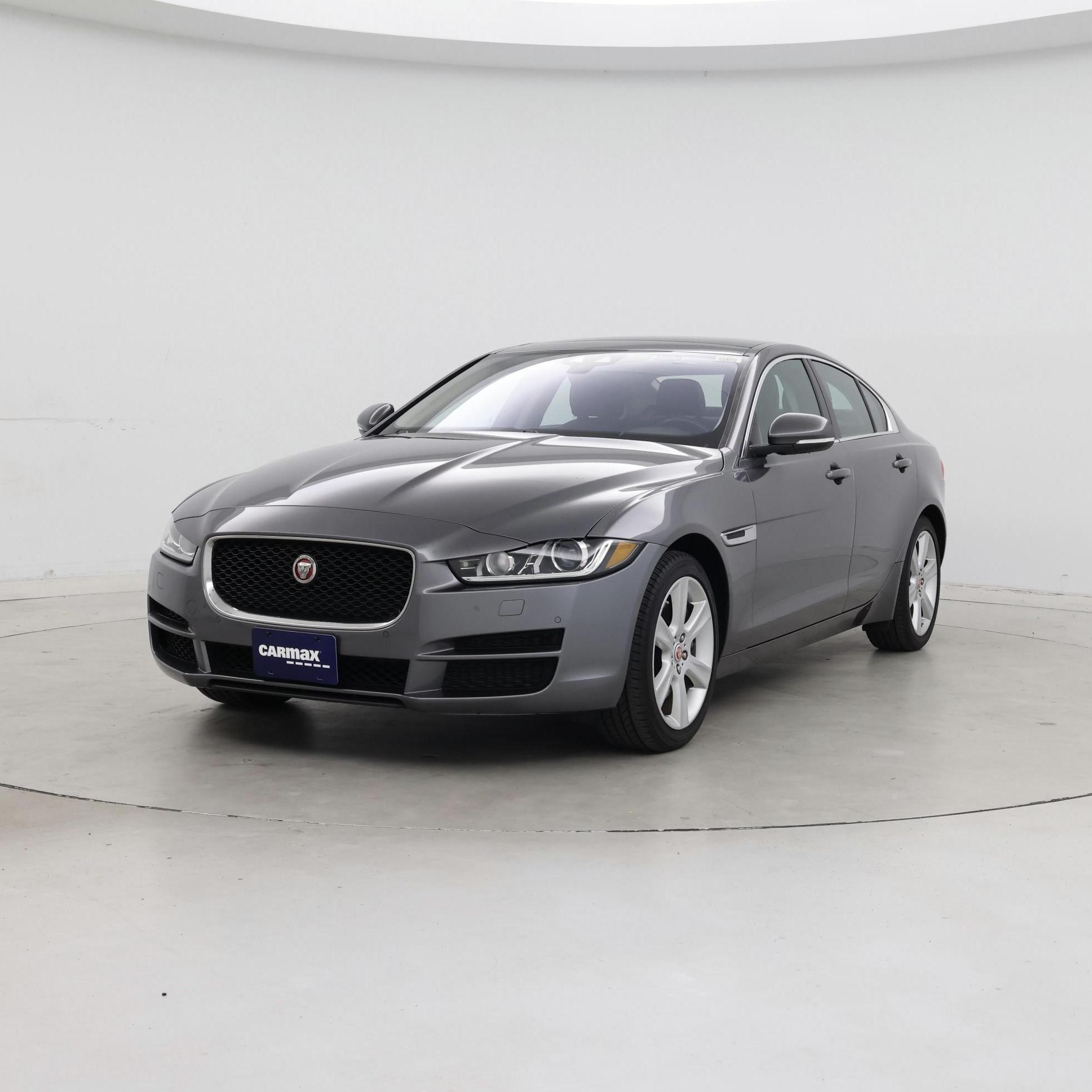 Thumbnail: 2019 Jaguar XE - 4