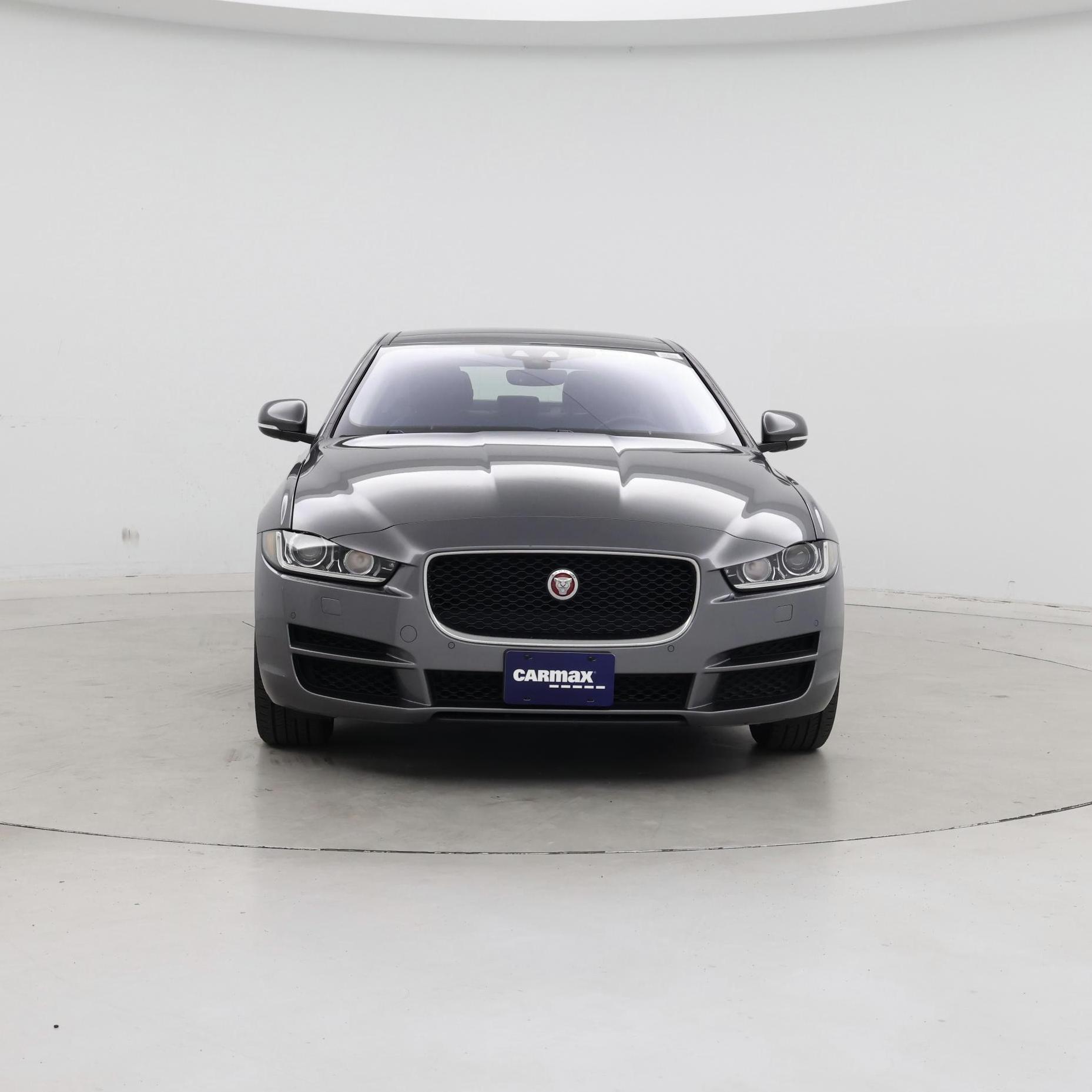 Thumbnail: 2019 Jaguar XE - 5