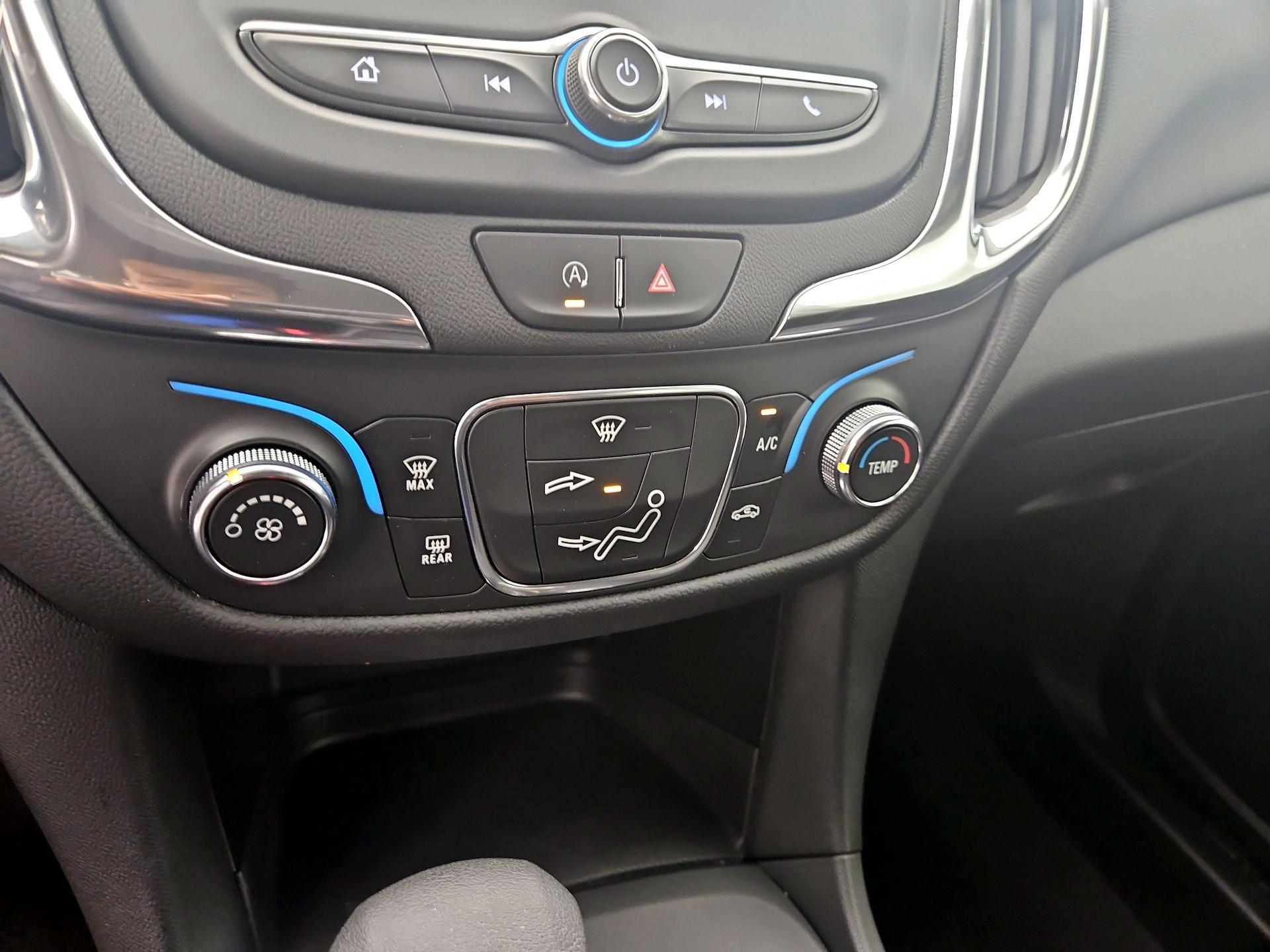 Thumbnail: 2023 Chevrolet Equinox - 16