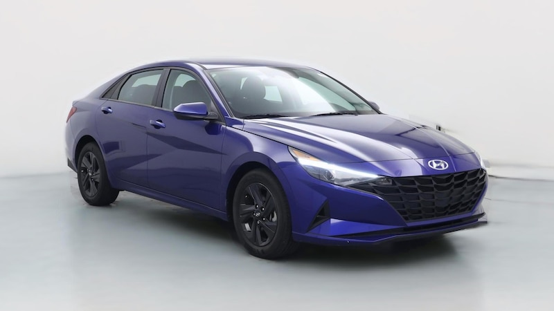 2022 Hyundai Elantra SEL Hero Image