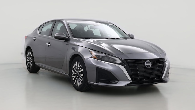 2023 Nissan Altima SV Hero Image
