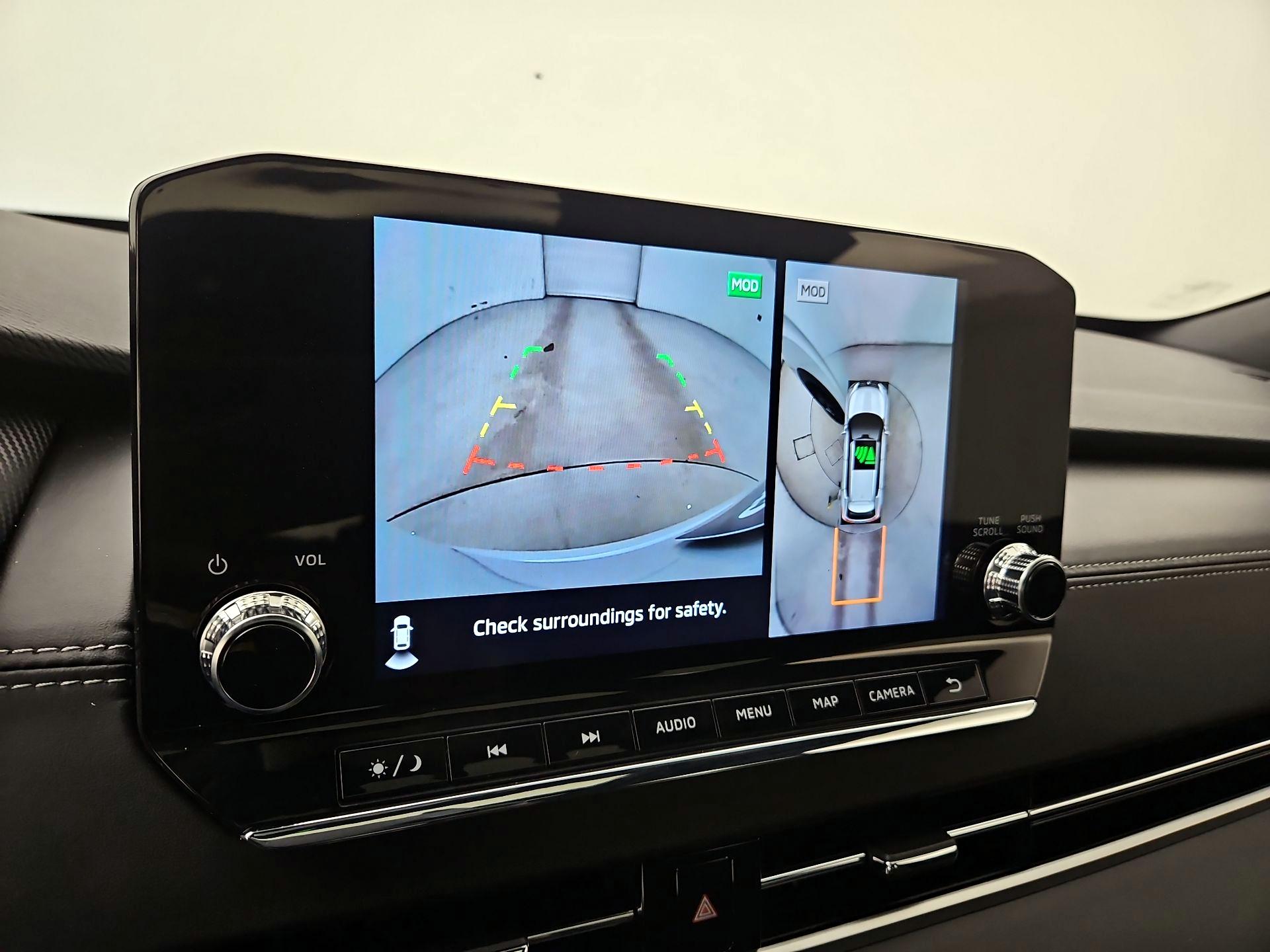 Thumbnail: 2024 Mitsubishi Outlander - 15