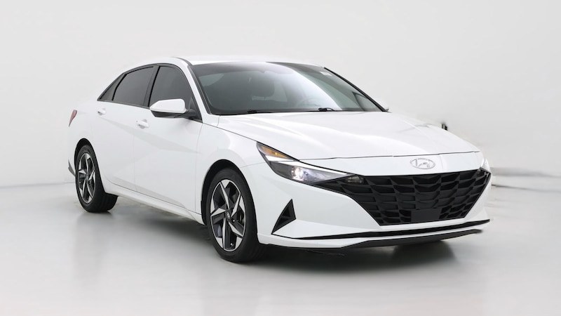 2023 Hyundai Elantra SEL Hero Image