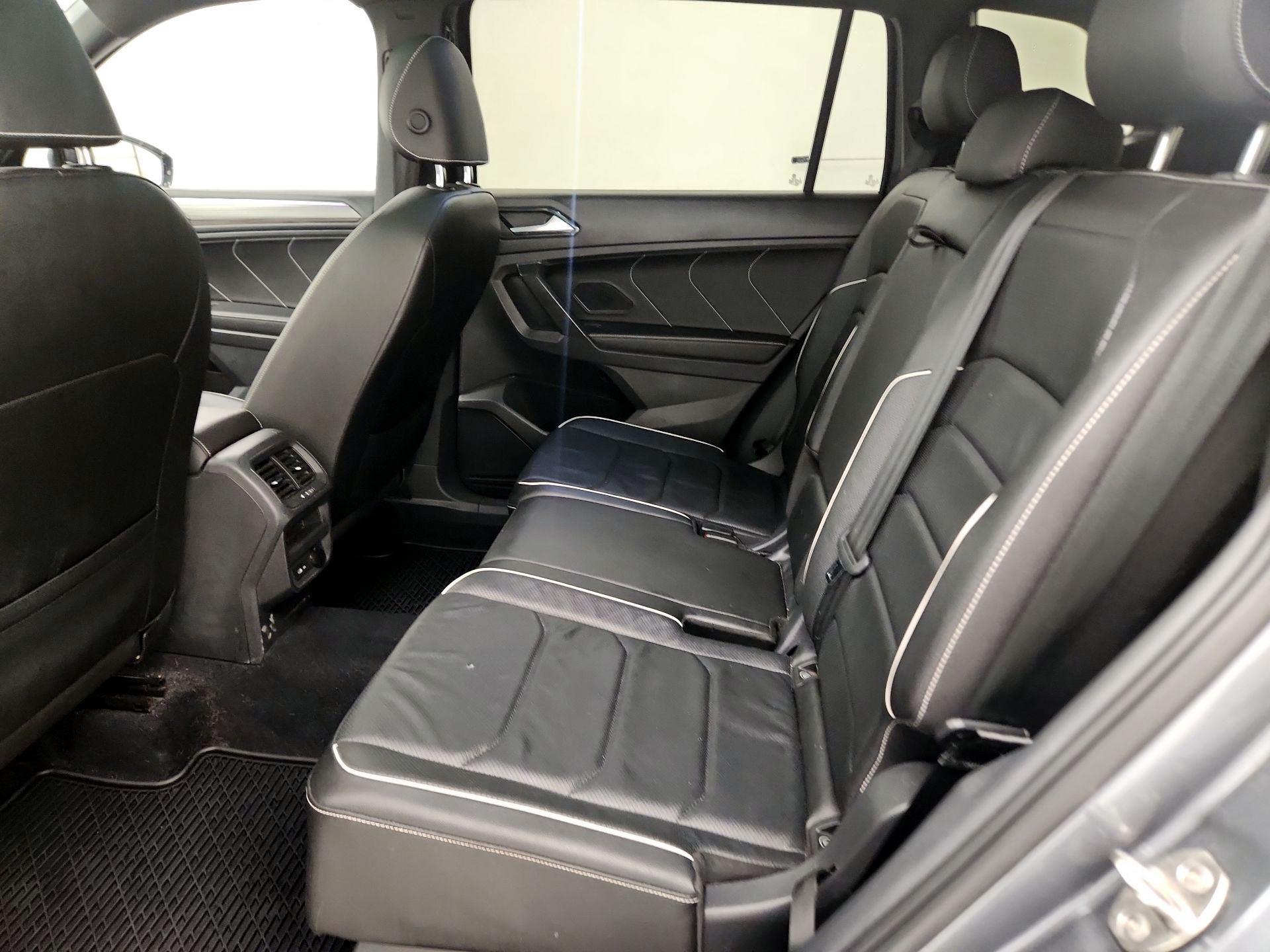 Thumbnail: 2022 Volkswagen Tiguan - 20