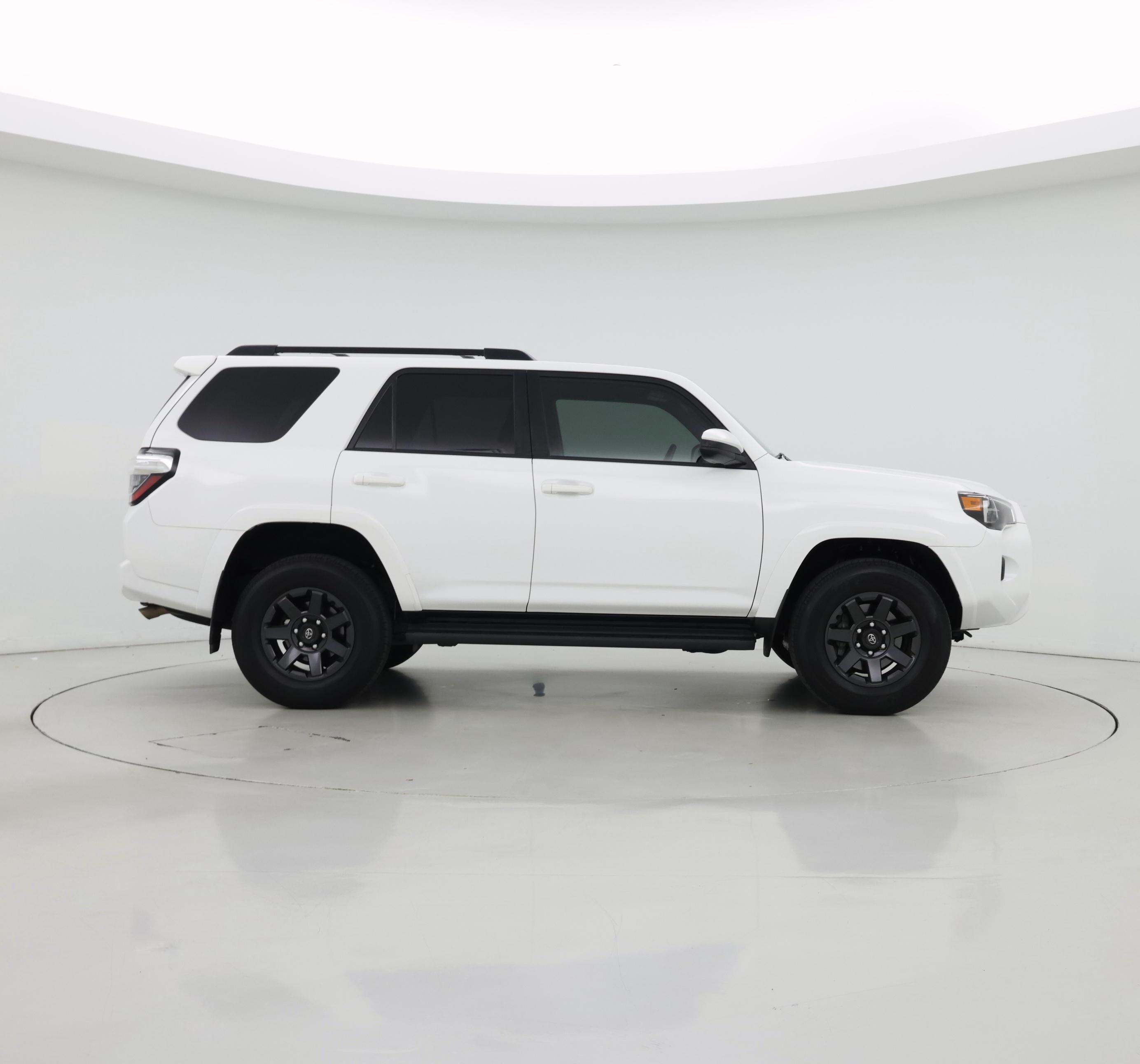Thumbnail: 2022 Toyota 4Runner - 7