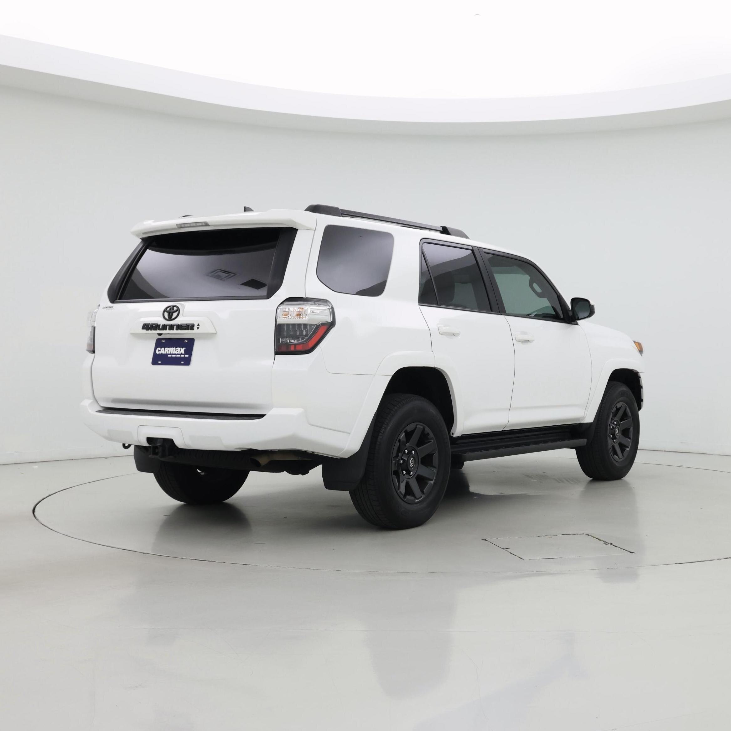Thumbnail: 2022 Toyota 4Runner - 8