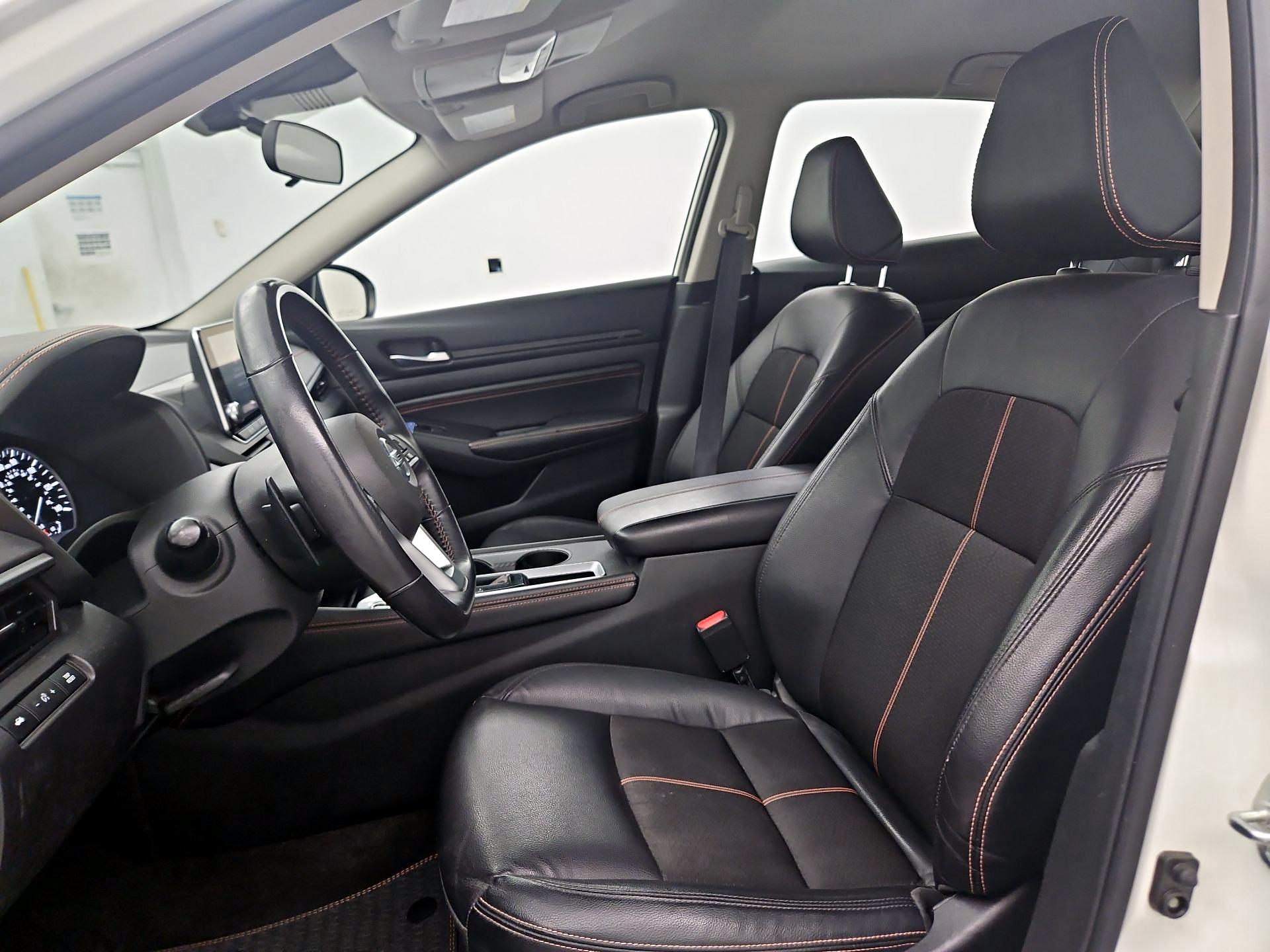 Thumbnail: 2022 Nissan Altima - 11