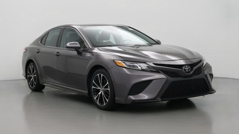 2020 Toyota Camry SE Hero Image