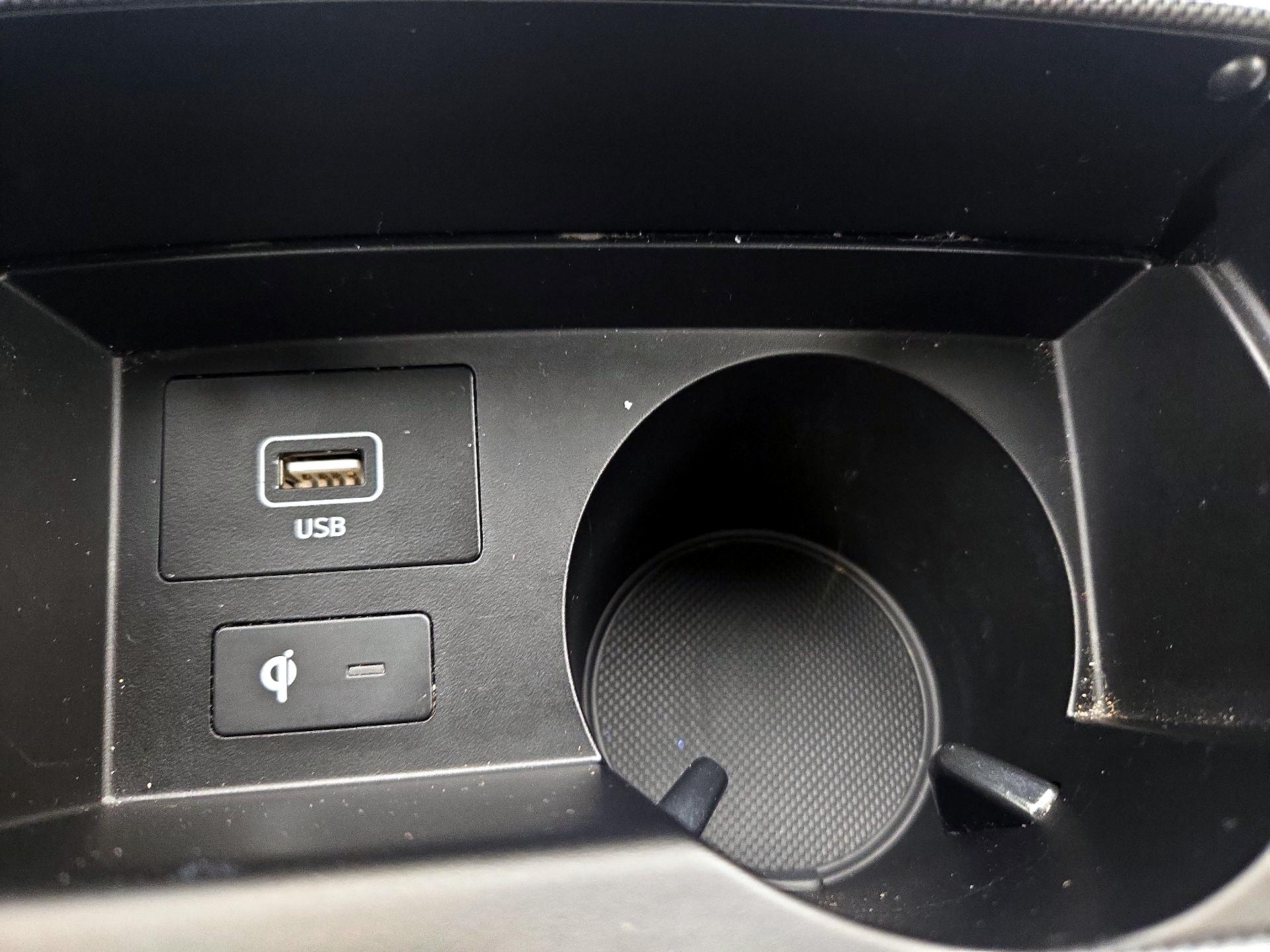 Thumbnail: 2023 Hyundai Santa Fe - 19