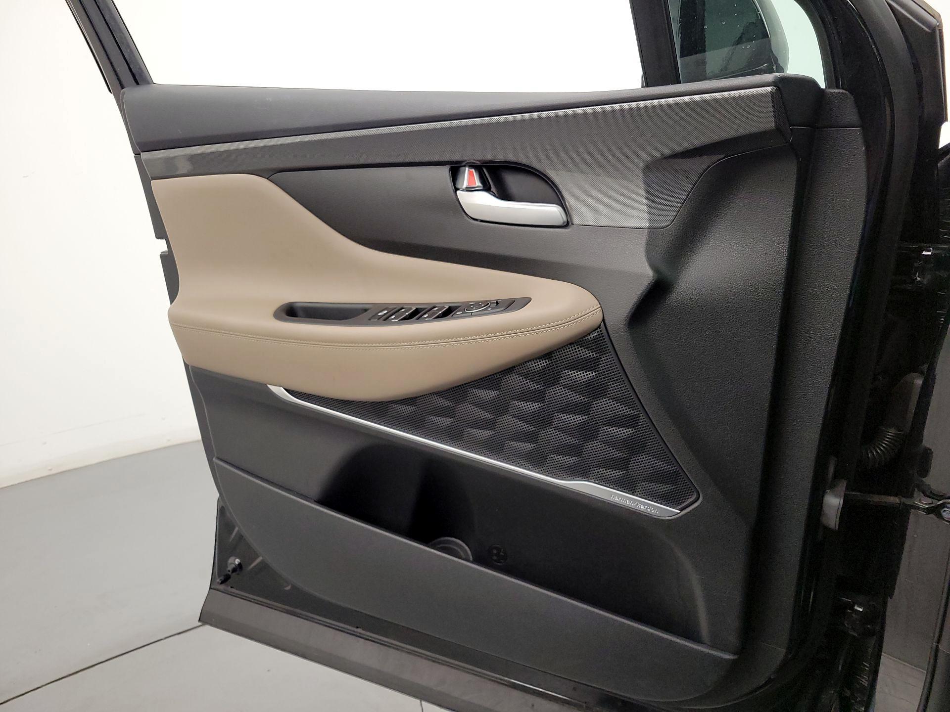 Thumbnail: 2022 Hyundai Santa Fe - 12