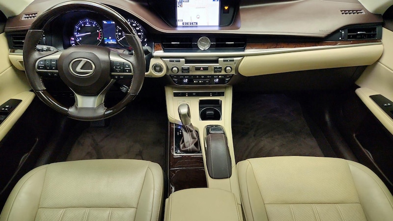 2016 Lexus ES 350 9