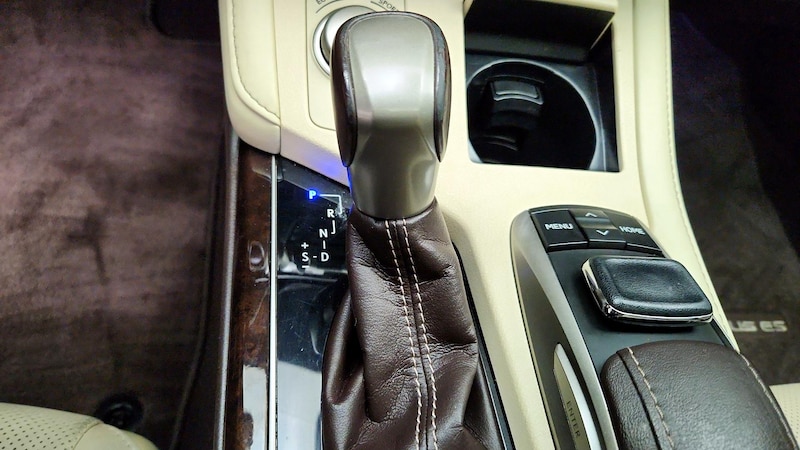 2016 Lexus ES 350 18