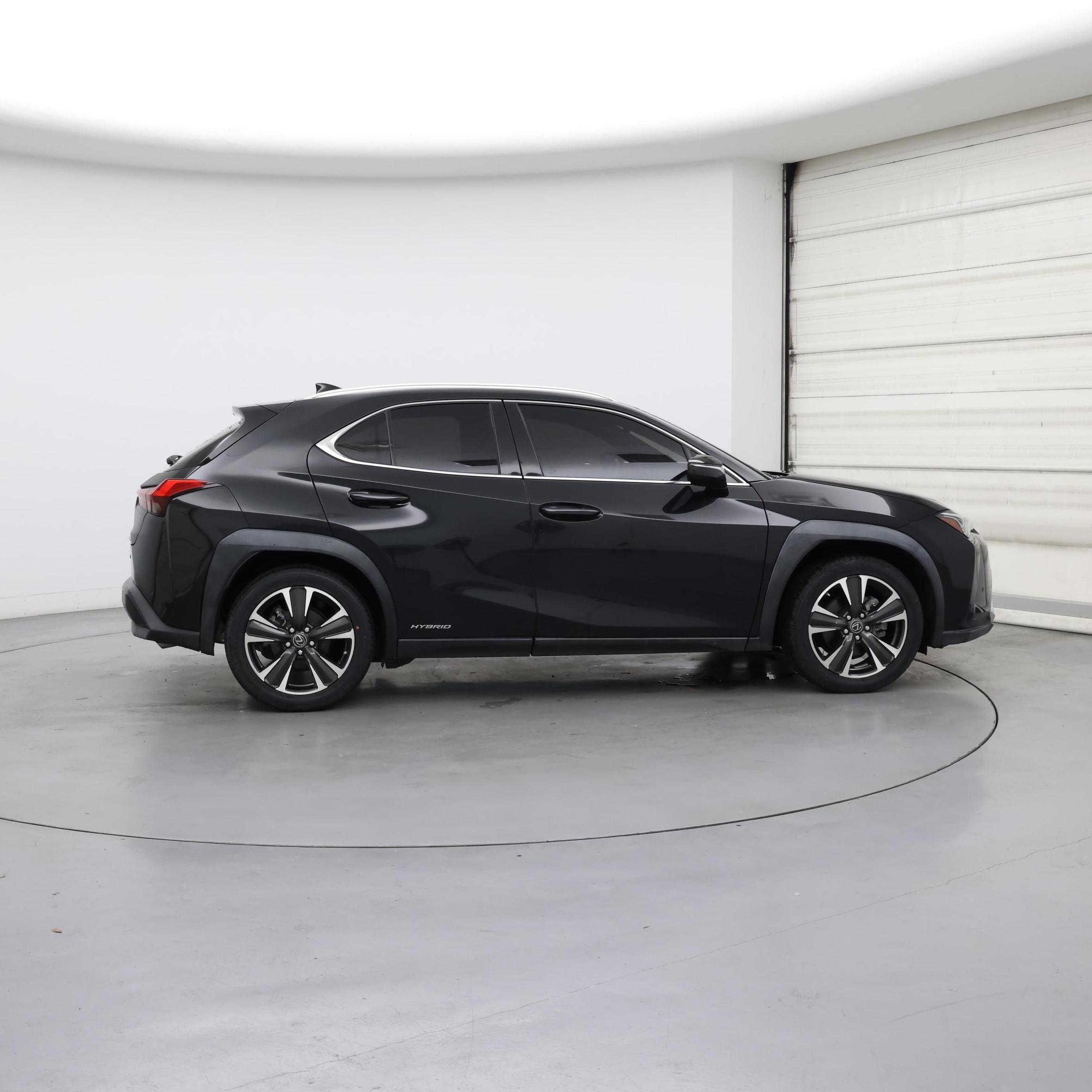 Thumbnail: 2019 Lexus UX - 7