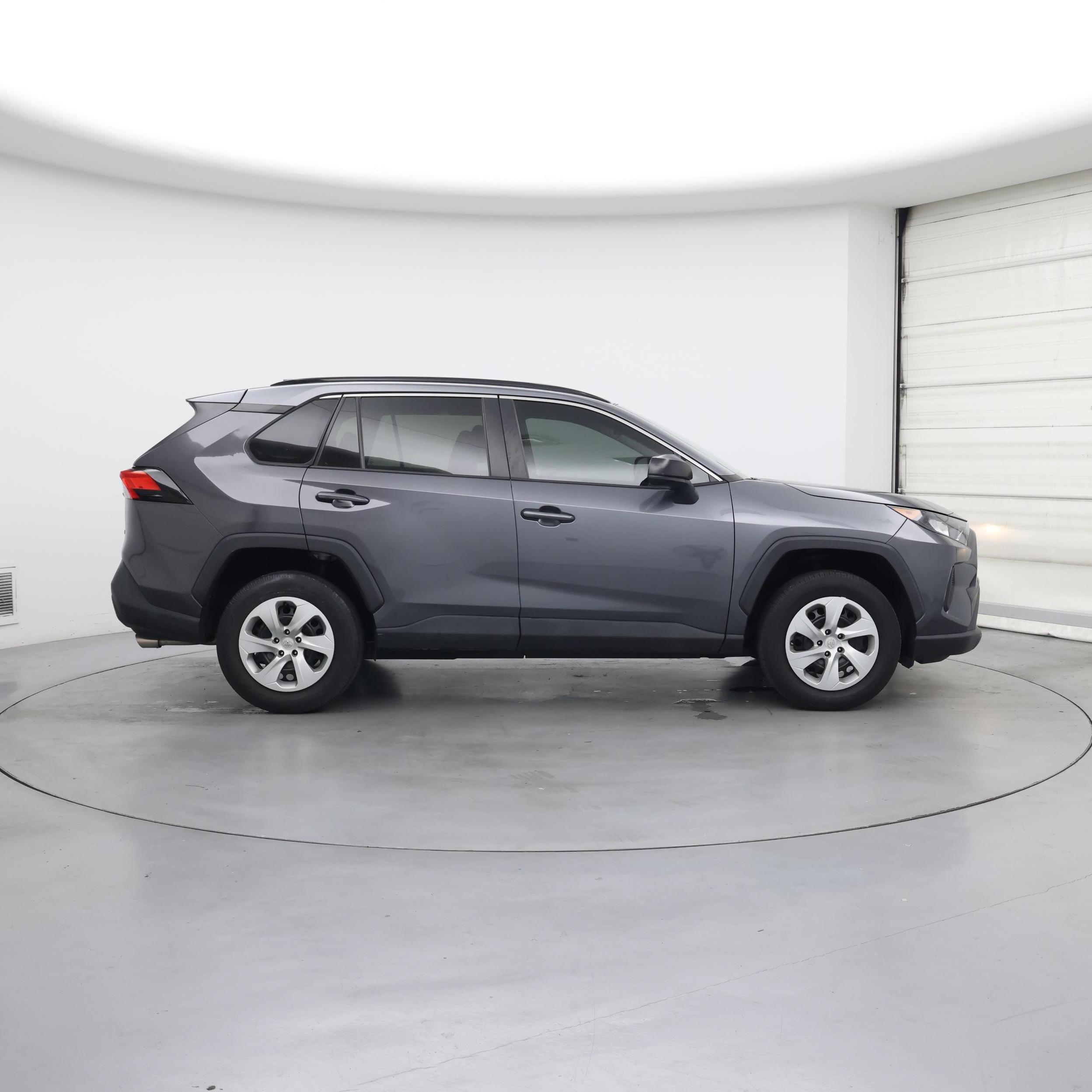 Thumbnail: 2021 Toyota RAV4 - 7