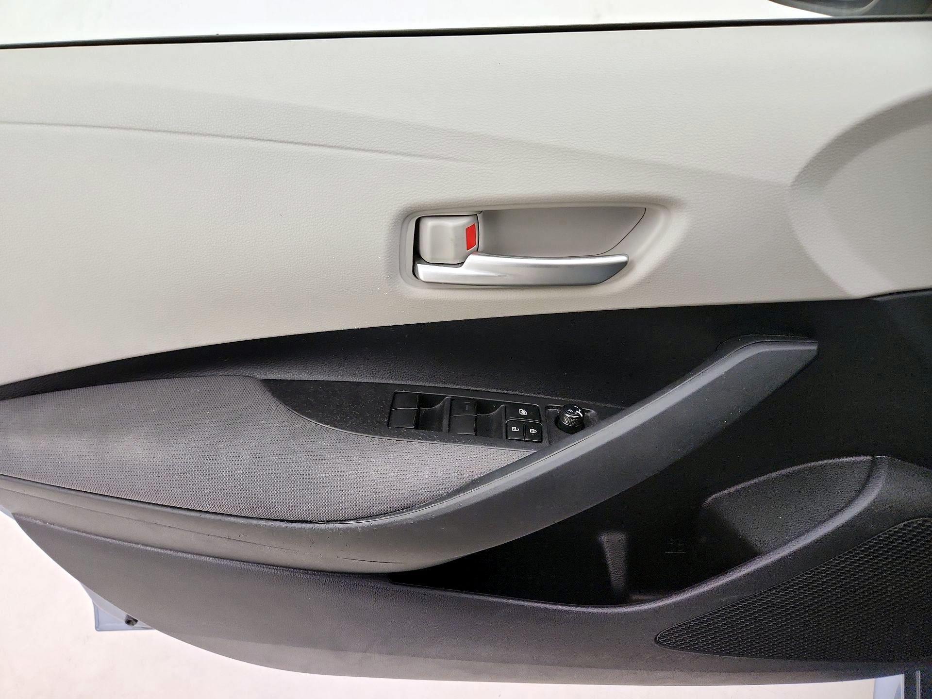 Thumbnail: 2020 Toyota Corolla - 12