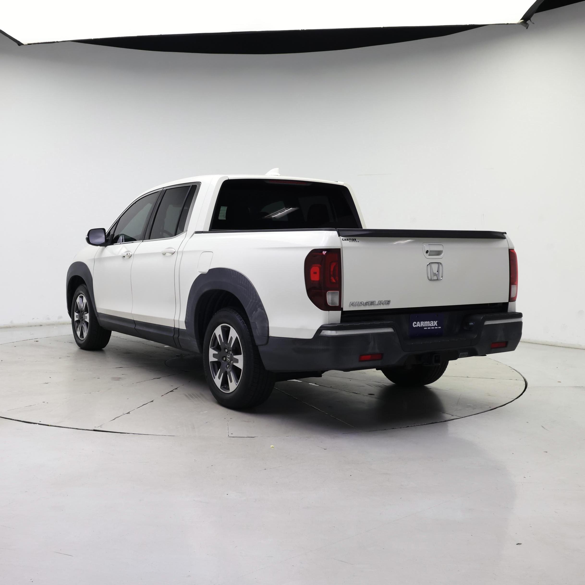 Thumbnail: 2017 Honda Ridgeline - 2