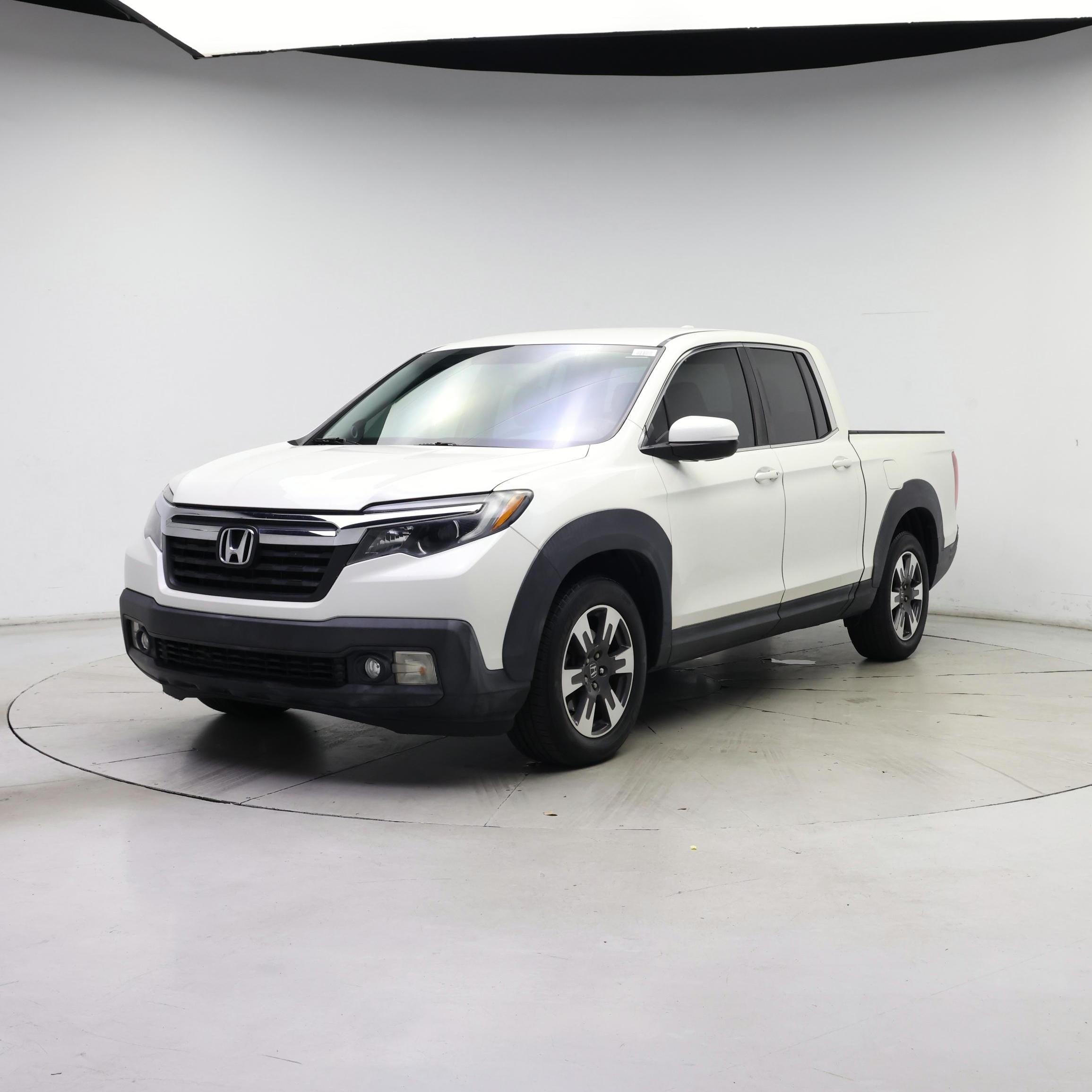 Thumbnail: 2017 Honda Ridgeline - 4