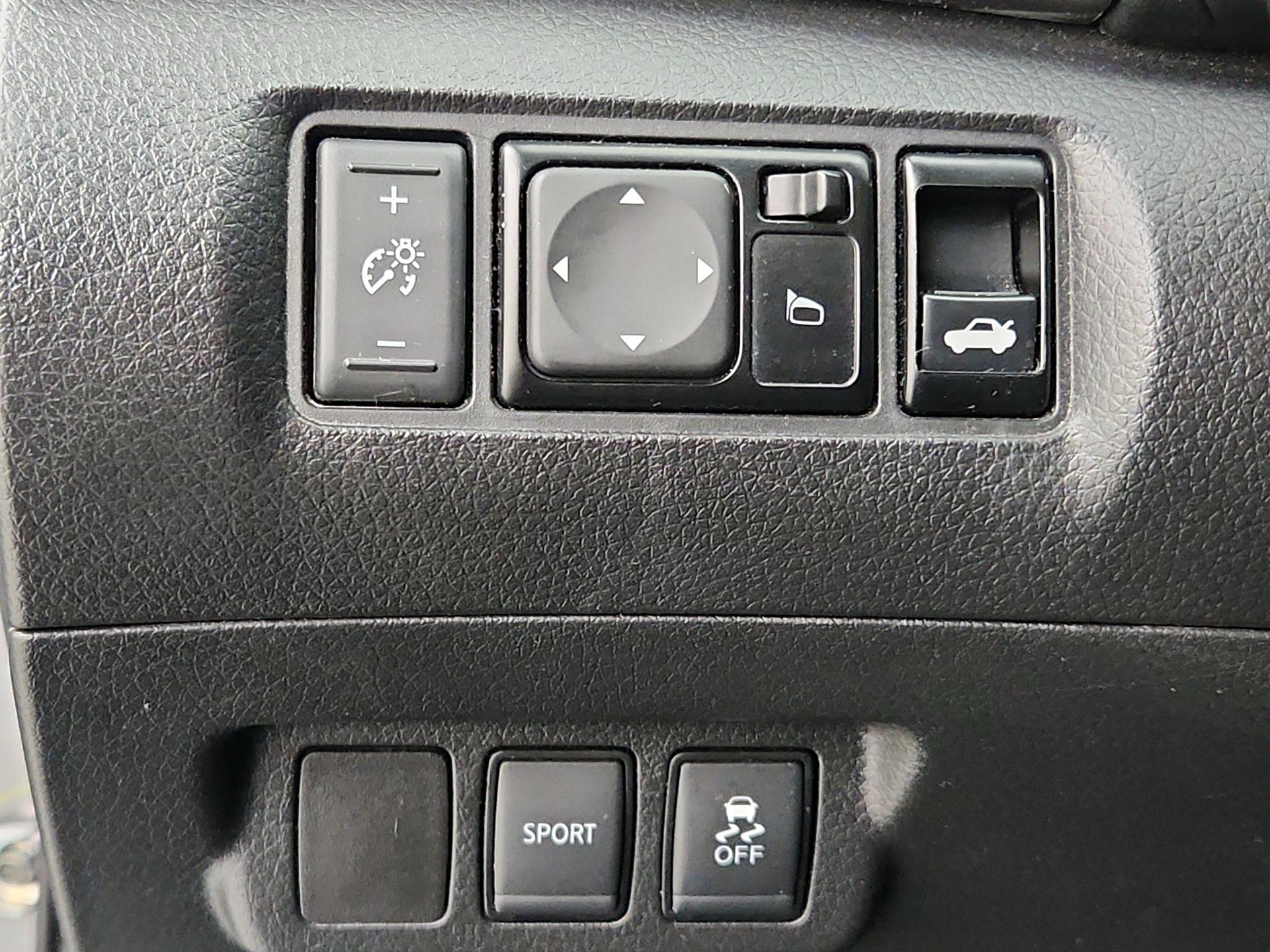 Thumbnail: 2019 Nissan Sentra - 13