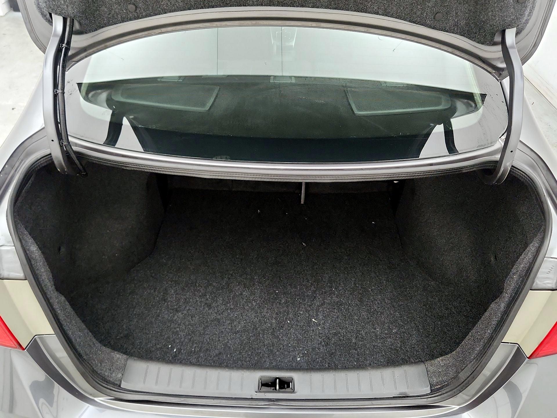 Thumbnail: 2019 Nissan Sentra - 20