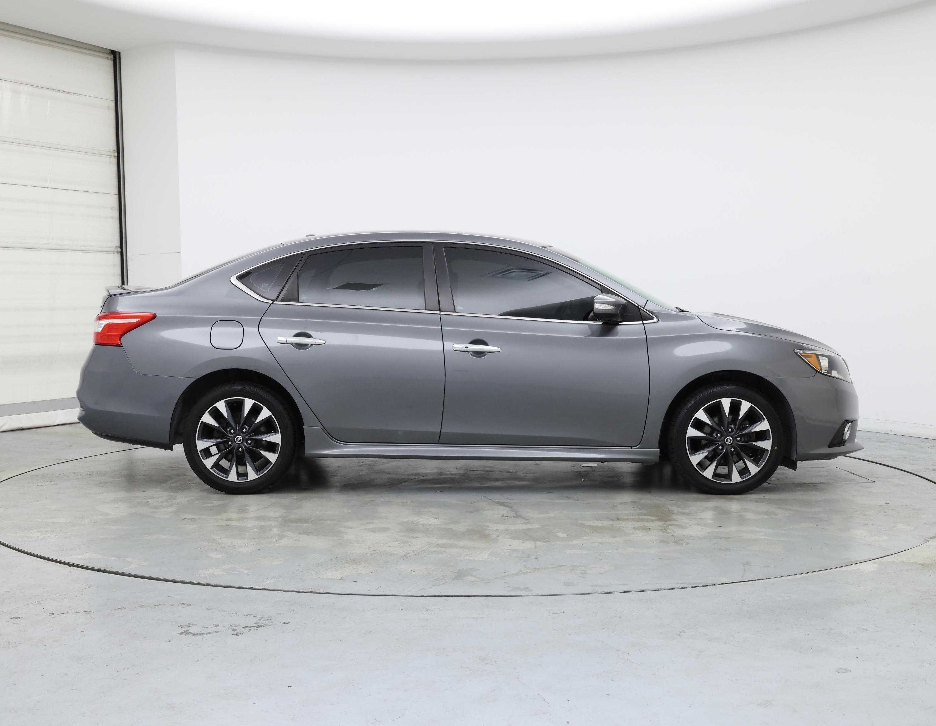 Thumbnail: 2019 Nissan Sentra - 7