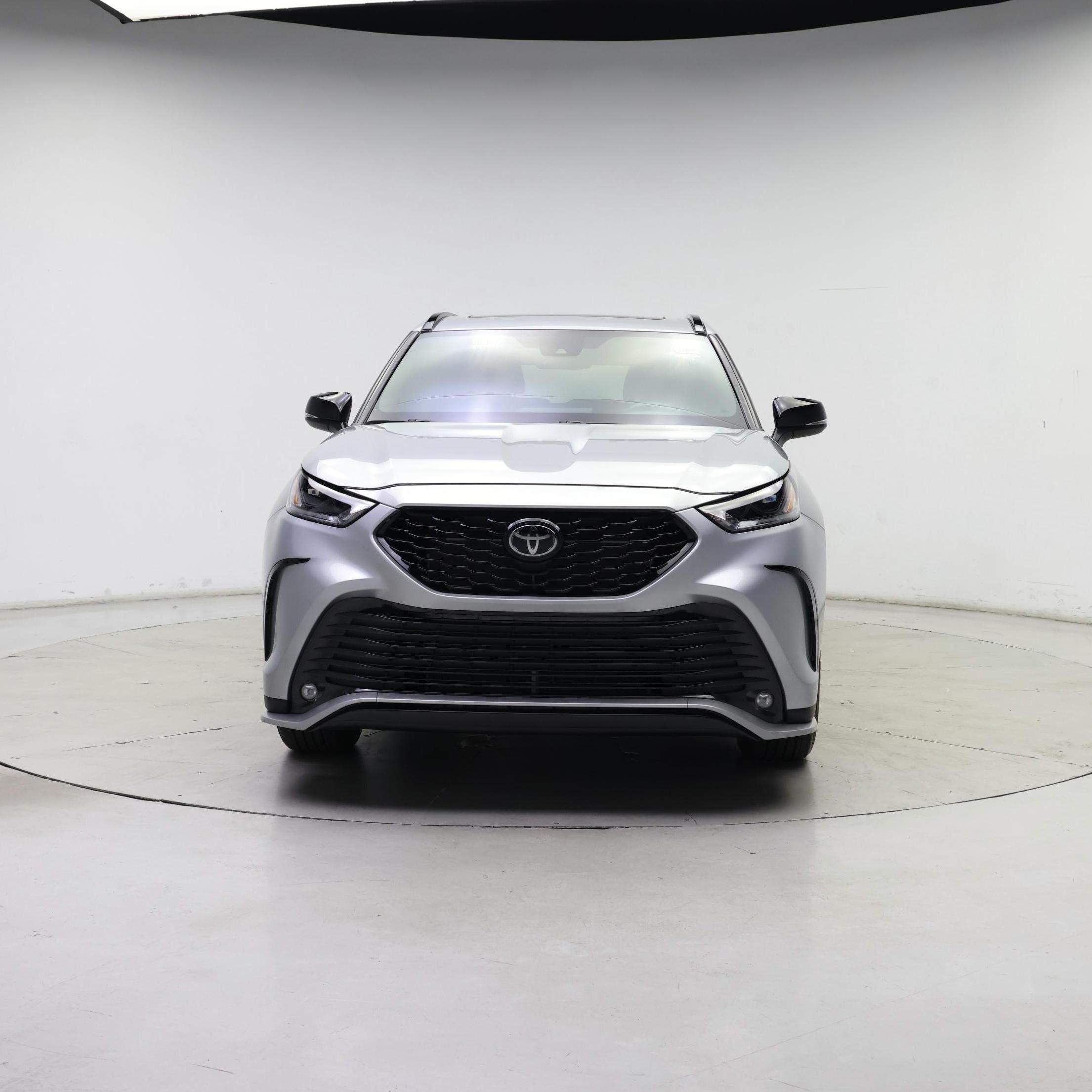 Thumbnail: 2023 Toyota Highlander - 5