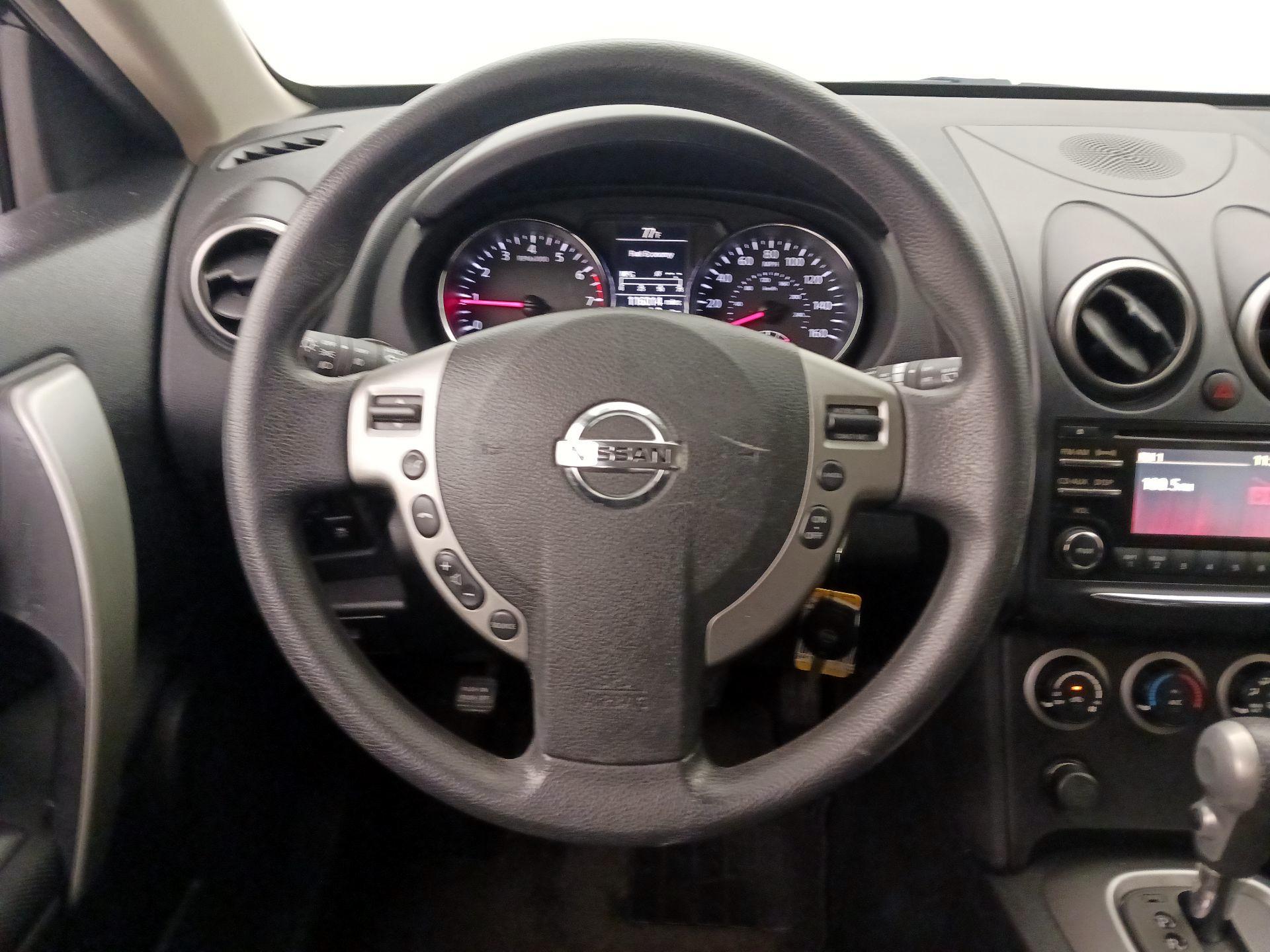 Thumbnail: 2013 Nissan Rogue - 10