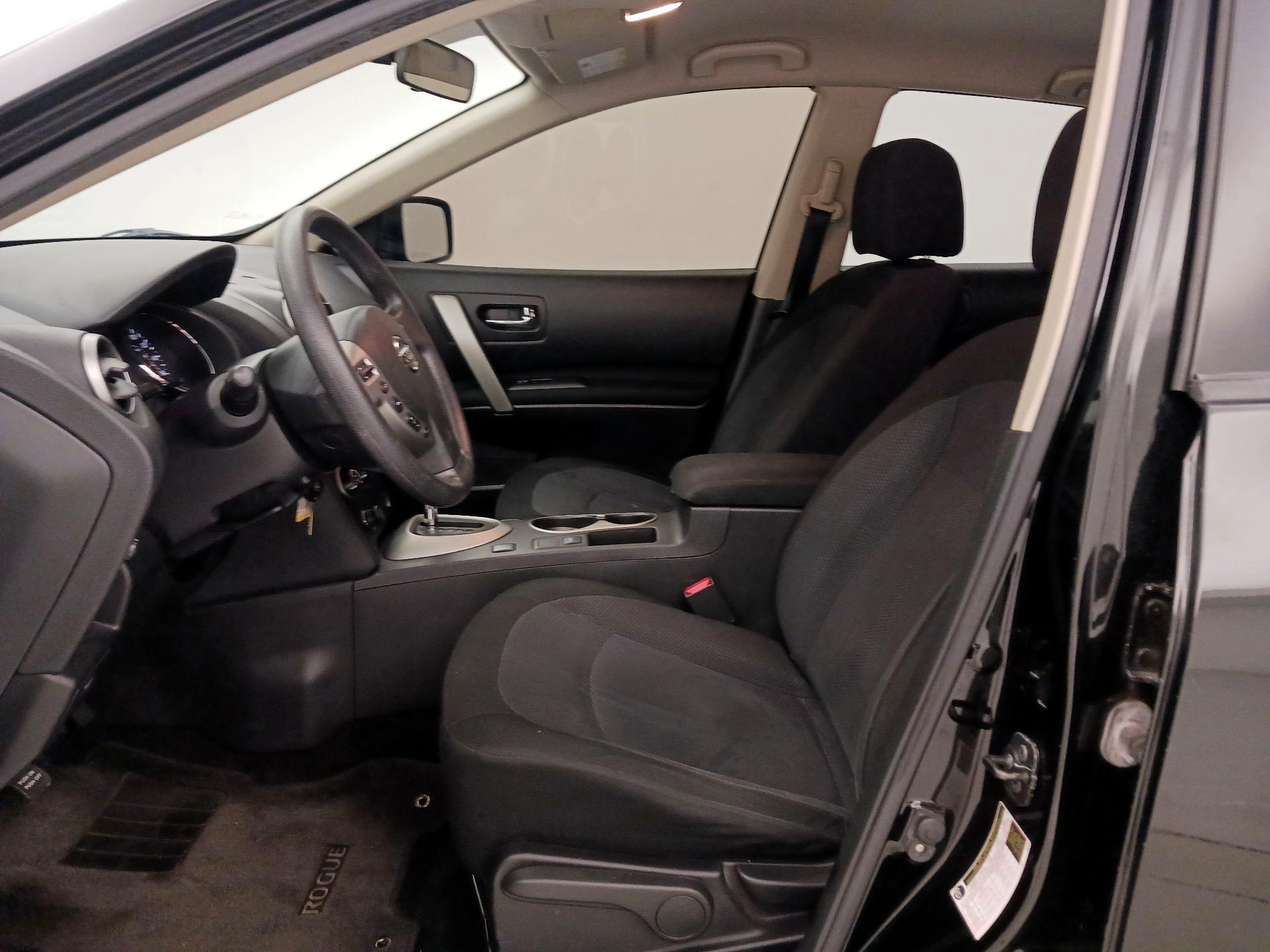 Thumbnail: 2013 Nissan Rogue - 11