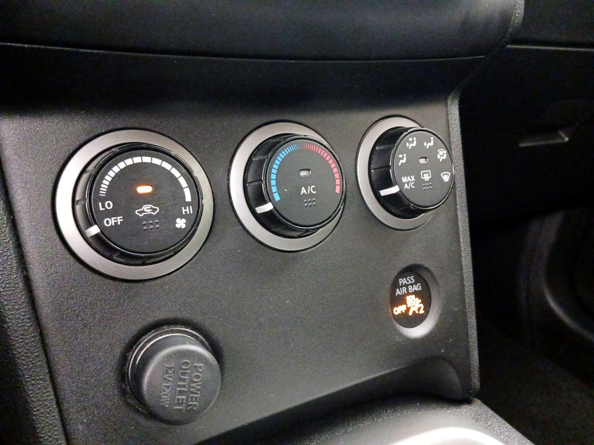 Thumbnail: 2013 Nissan Rogue - 16