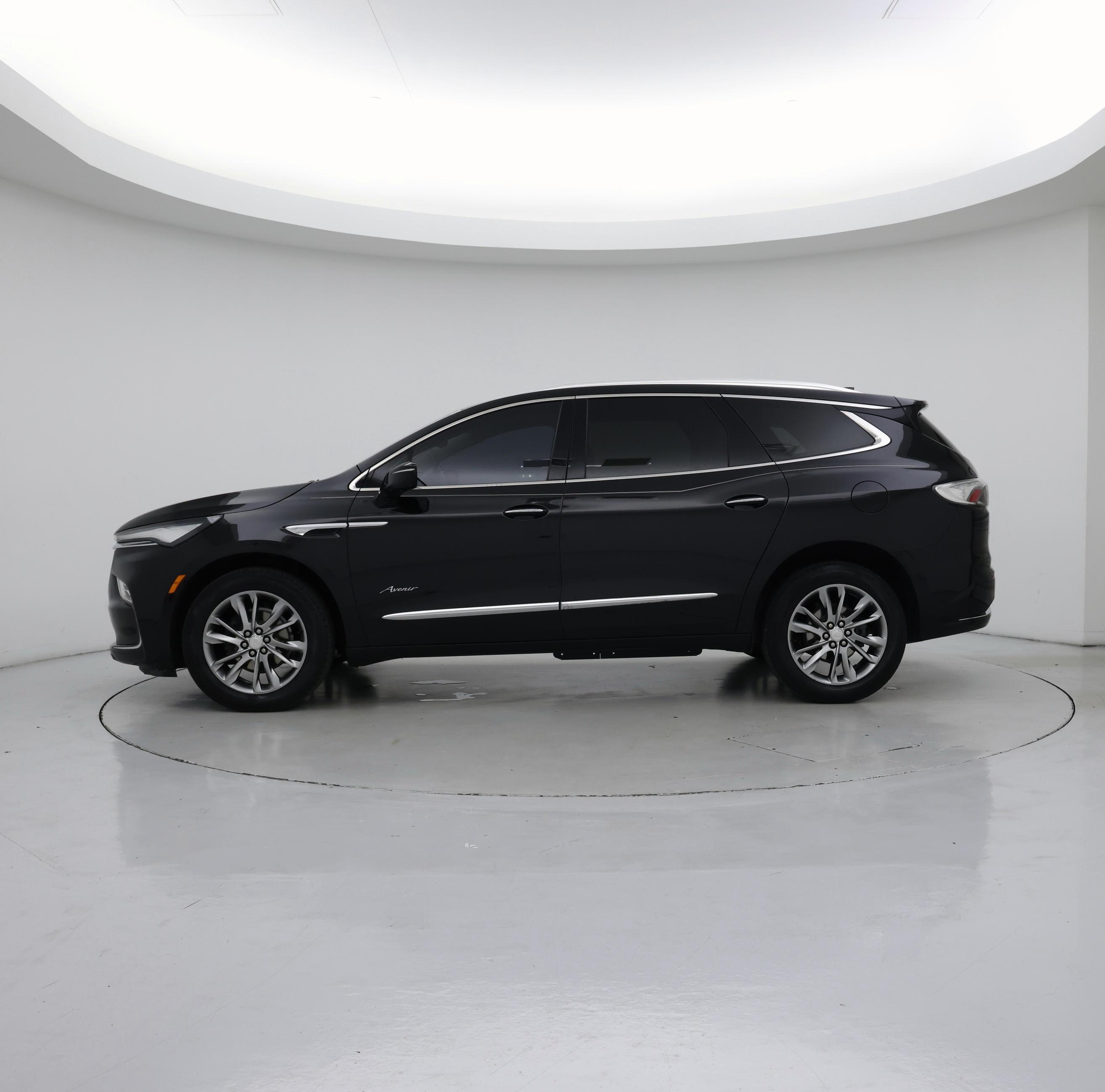 Thumbnail: 2022 Buick Enclave - 3