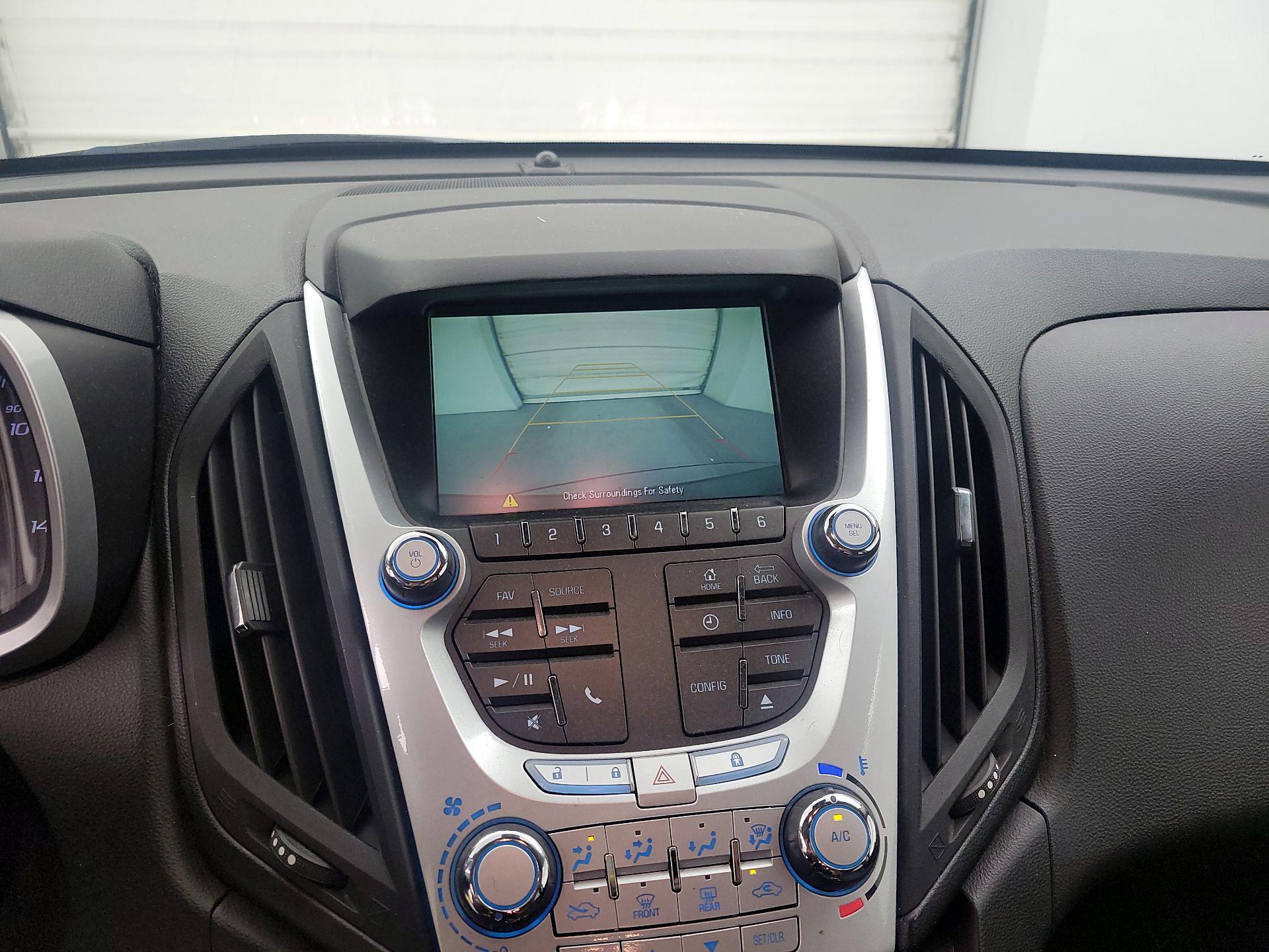 Thumbnail: 2015 Chevrolet Equinox - 14