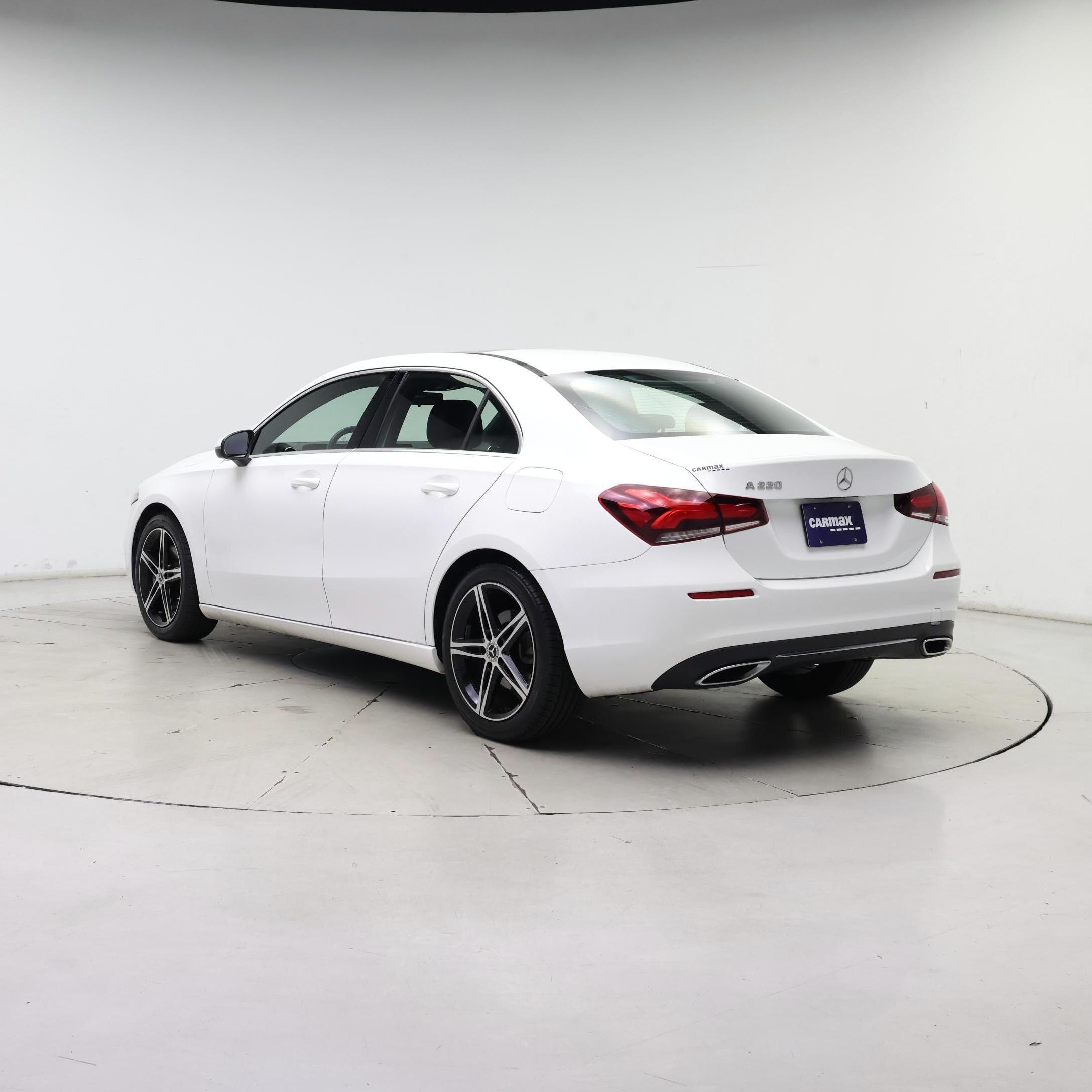 Thumbnail: 2019 Mercedes-Benz A-Class - 2