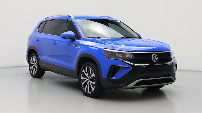 2022 Volkswagen Taos SE Hero Image