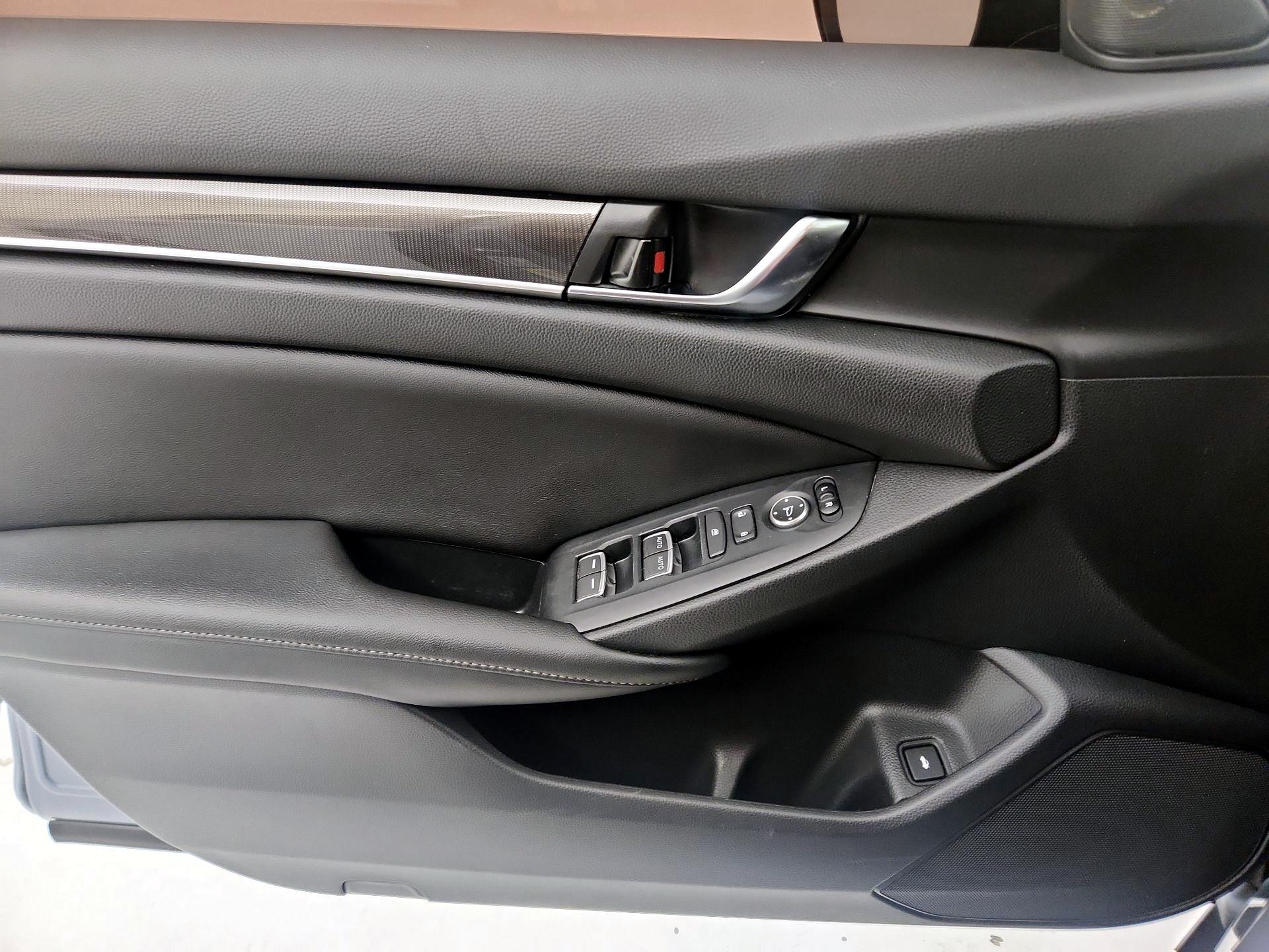 Thumbnail: 2022 Honda Accord - 12