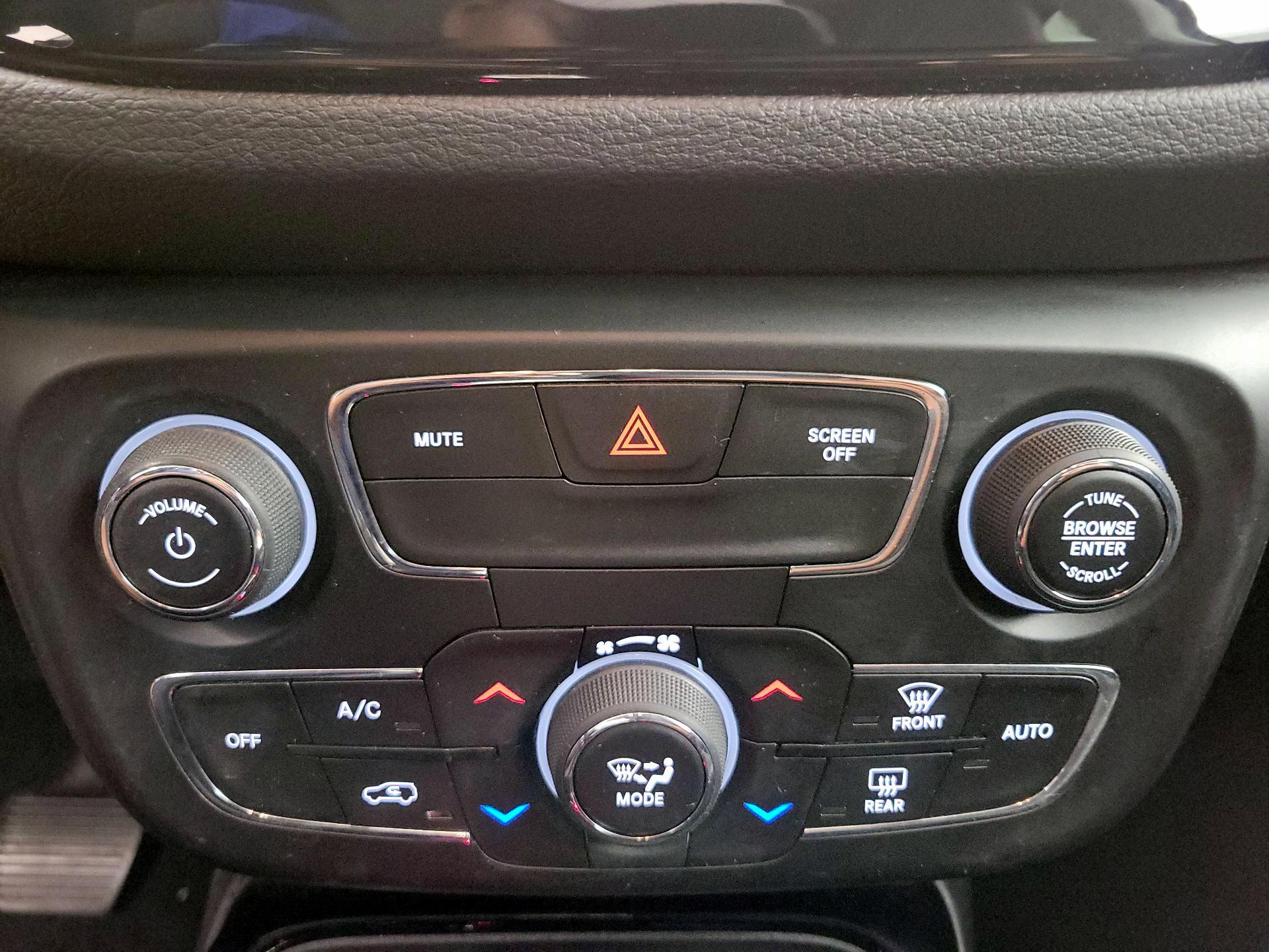 Thumbnail: 2021 Jeep Compass - 16